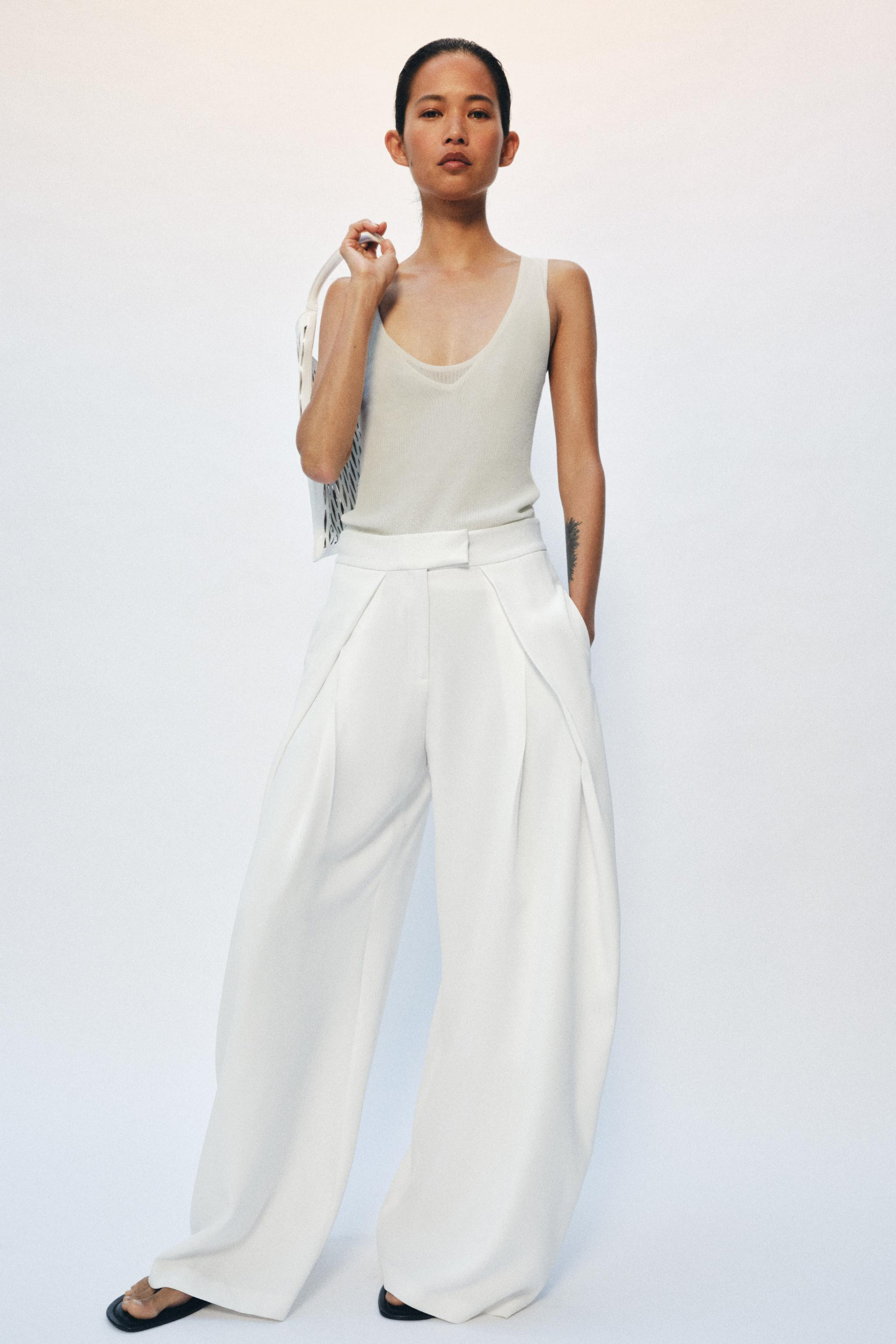 ZW COLLECTION PLEATED WIDE LEG PANTS | Zara US