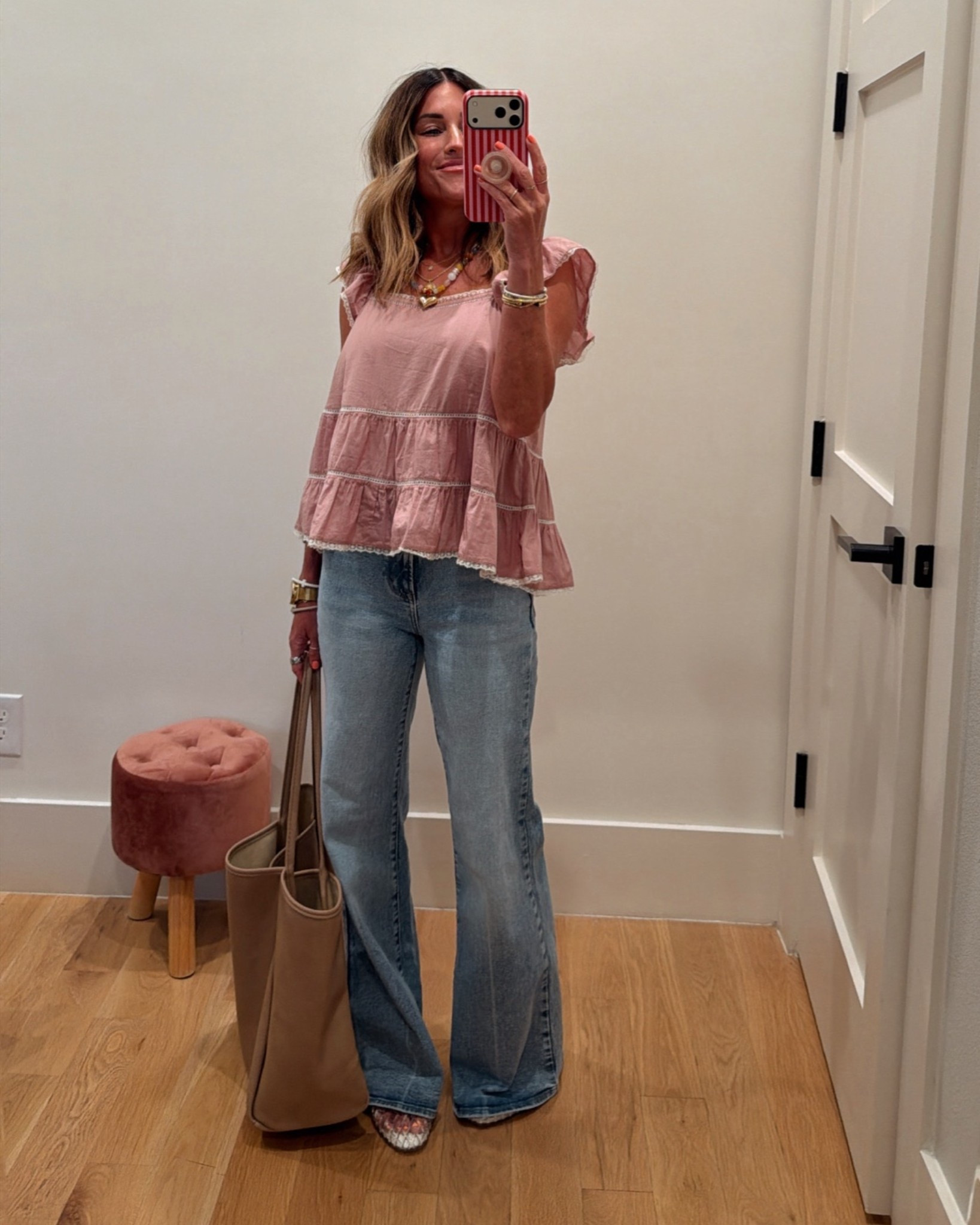 Cutest top from Walmart! I also have the white. Wearing xs.

#LTKootd #LTKmomlife #LTKSeasonal