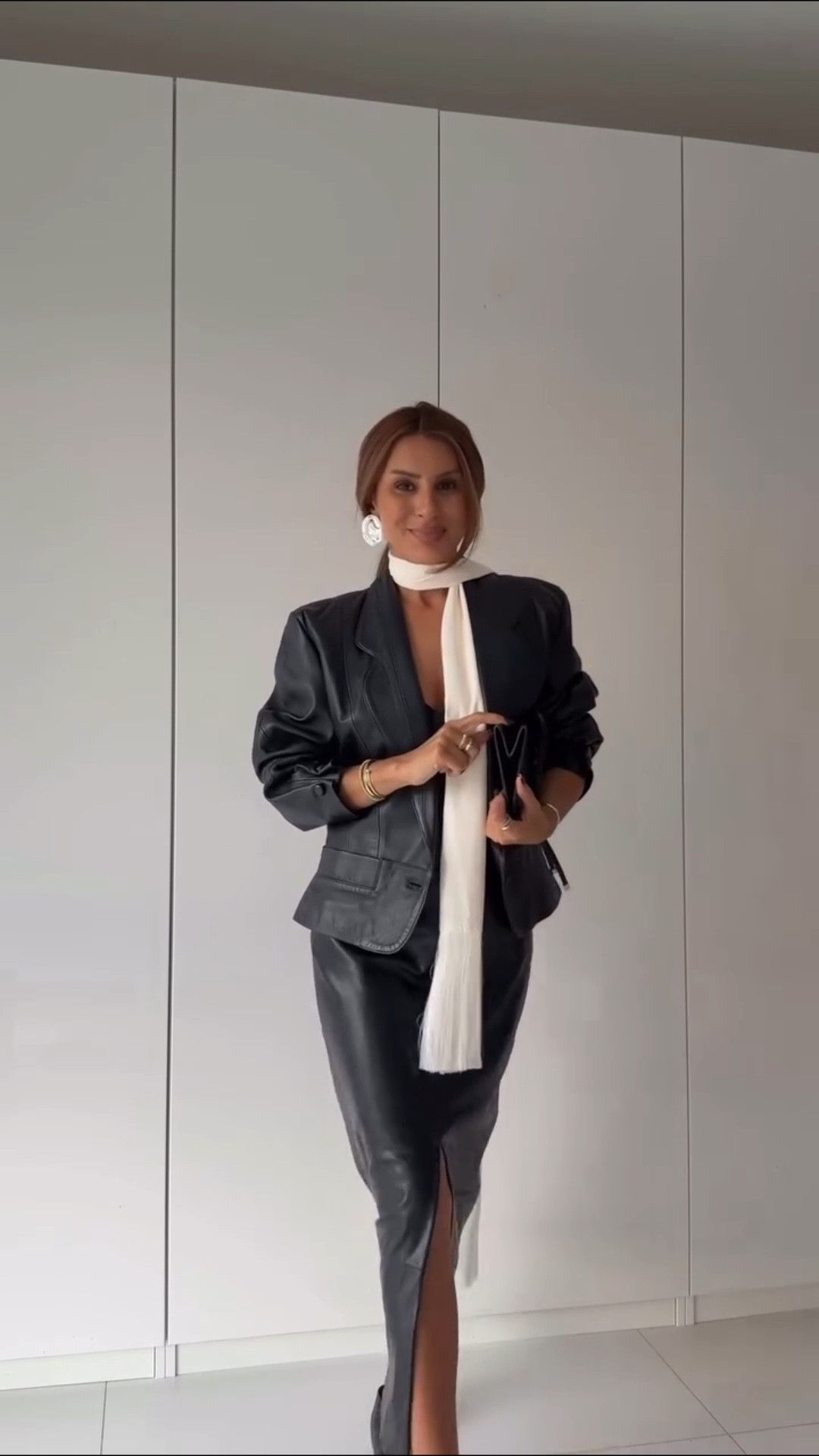 Getting ready for a Wedding 💃🏻

#outfit #outfitoftheday #outfitinspiration #stylediary