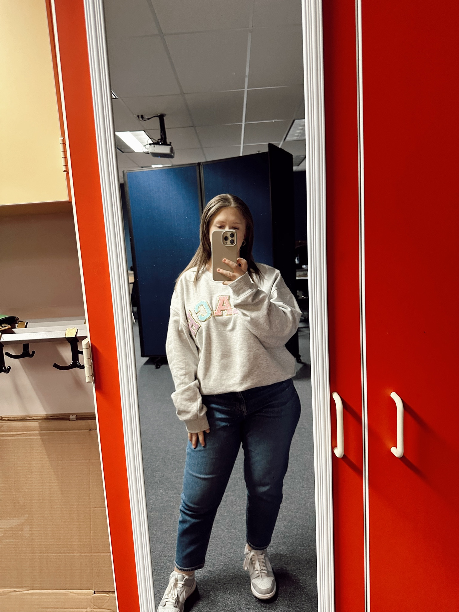 Comfy teacher outfit featuring a teacher sweatshirt!! 
Sweatshirt is from United Monograms

#LTKworkwear #LTKsalealert #LTKfindsunder50