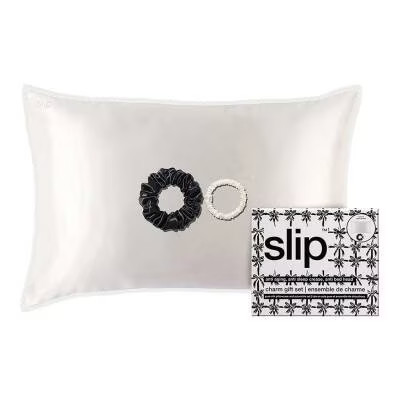 Pure Silk Queen Gift Set with Lace Trim
                    Charm | Sephora UK