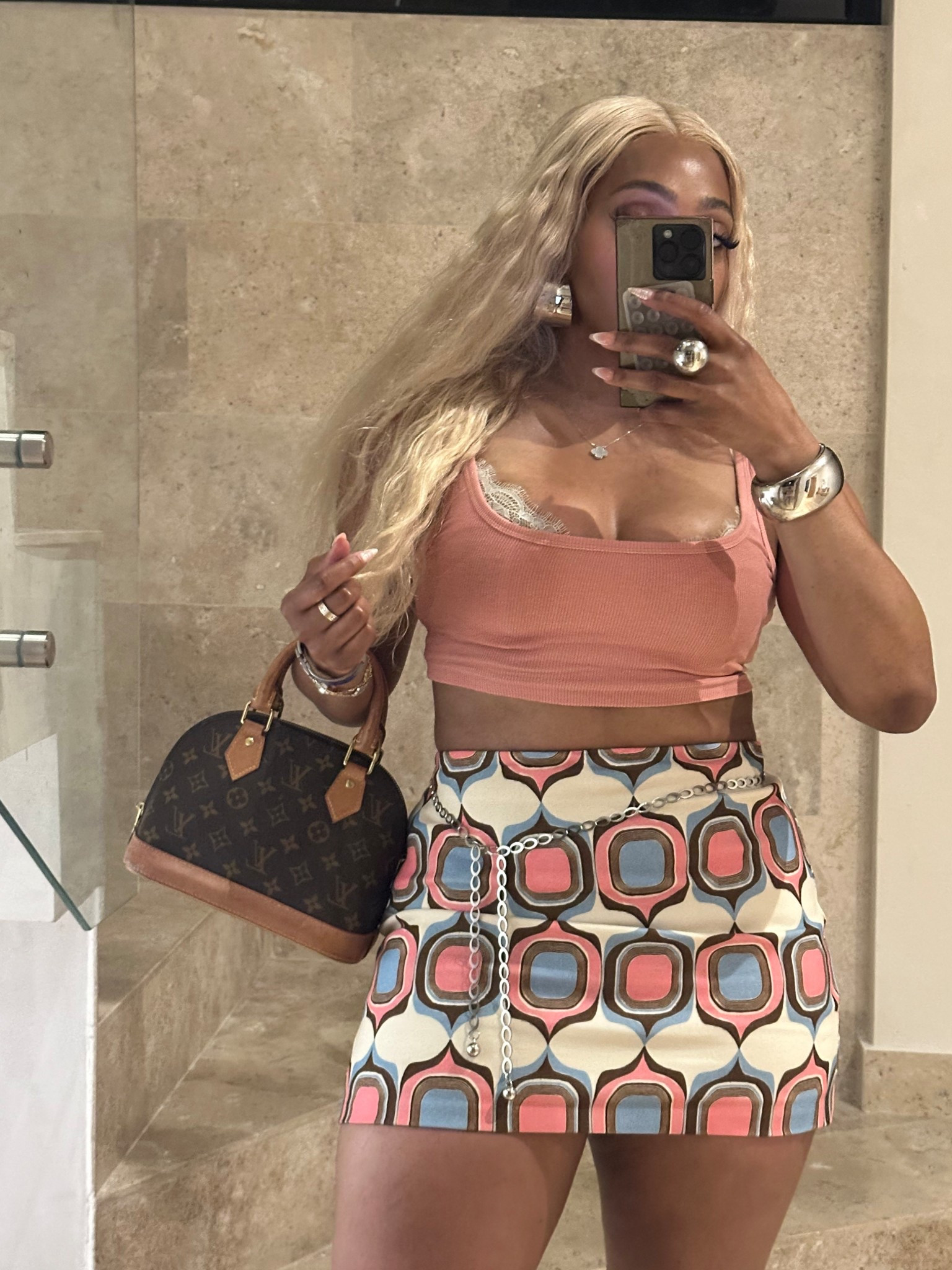 Tulum Looks 🌴💓
Pink crop is from Zara 🫶🏽

#LTKBeauty #LTKTravel #LTKStyleTip