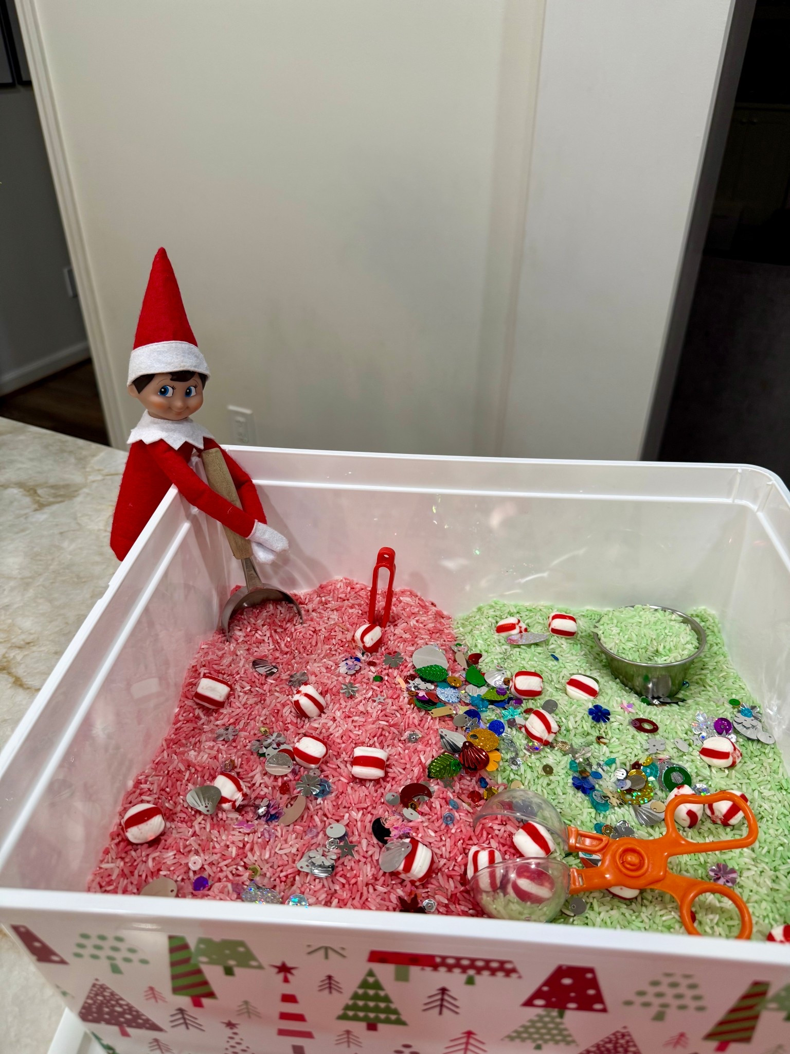 Christmas sensory bin ❤️💚

#LTKFindsUnder50 #LTKHoliday #LTKKids