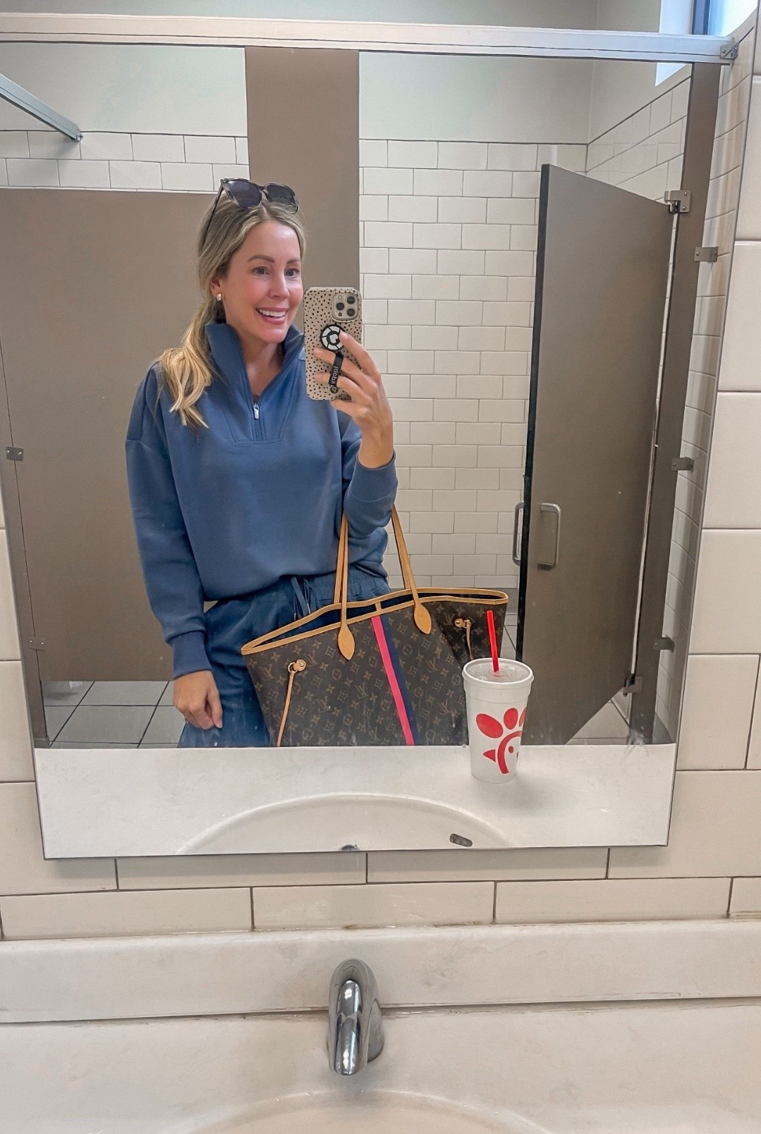 Tommy John 50% off
Wearing size small 
Travel outfit 
Road trip outfit 
Tommy John 


#LTKCyberWeek #LTKSaleAlert #LTKmomlife