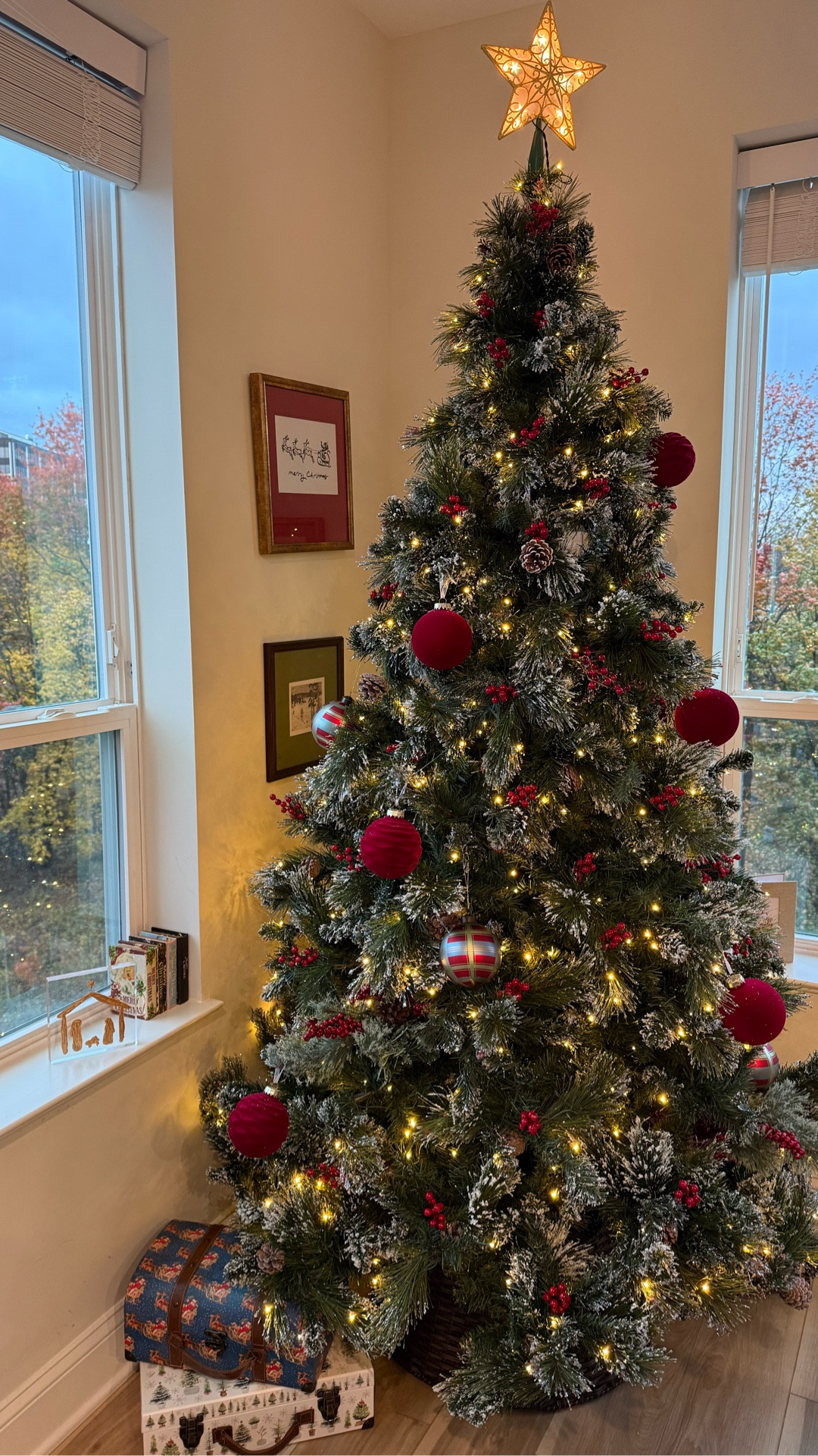 Christmas tree decor! 🎄







Ralph Lauren Christmas
Christmas tree
Ornaments 
Traditional Christmas 
Christmas decor

#LTKHome #LTKHoliday #LTKSeasonal