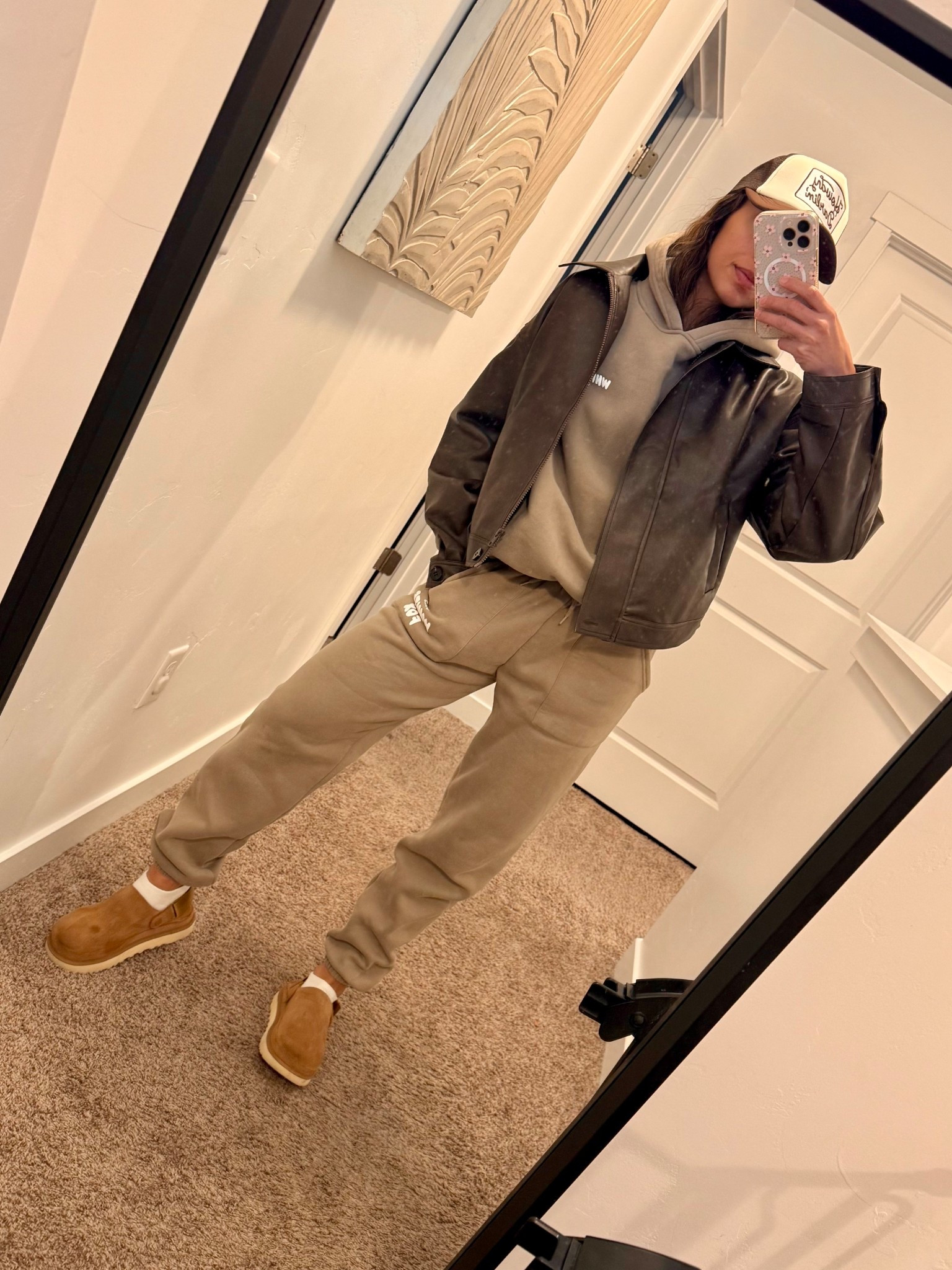 Fall winter outfit inspo. Jacket is ON SALE. Sweats are from whitefox but I found a perfect dupe. 
Fall outfit, chill outfit, mom fit, comfy outfit

#LTKU #LTKSeasonal #LTKSaleAlert