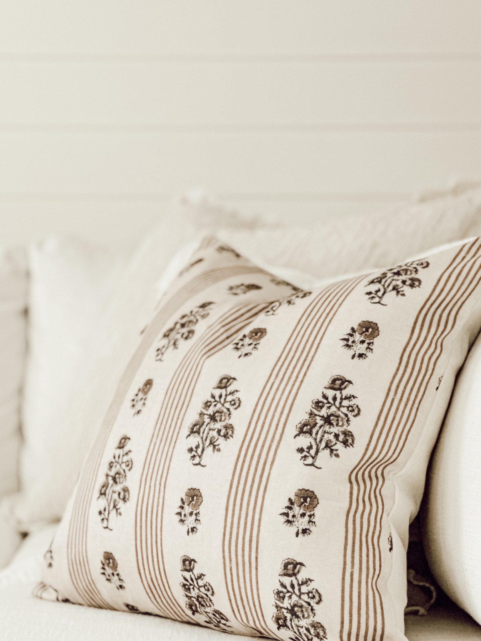 The perfect pillow cover for fall. 

#LTKHome #LTKFindsUnder50