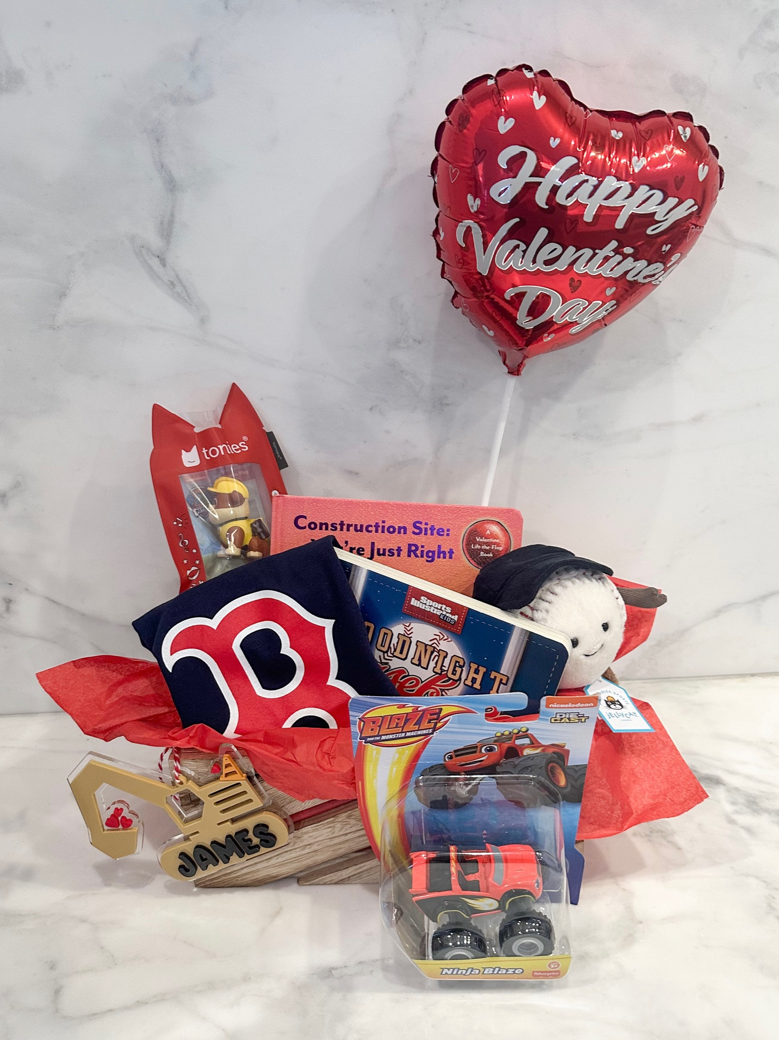Valentine’s Day basket 💌

•baby boy, toddler boy, baseball? Jelly cat, Red Sox t shirt, tonies, paw patrol, gift basket, amazon finds, valentines books, baseball book, kids gift basket, Easter basket ideas,  toy cars

#LTKfamily #LTKkids #LTKSeasonal