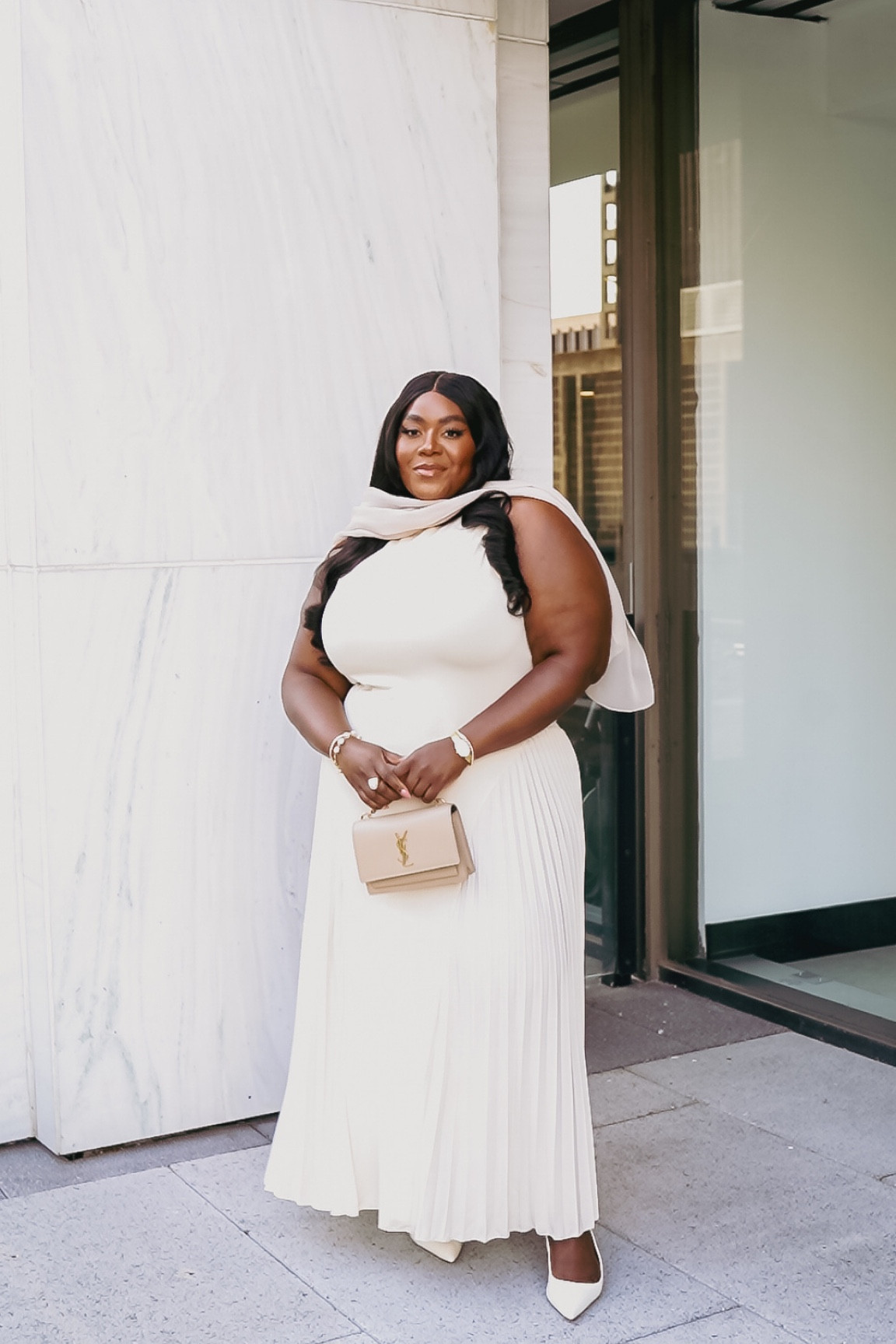 Feeling elegant in this dress I got from SHEIN….yeah I can’t believe it either! 


quiet elegance, new money, outfit inspo, plus size fashion 

#LTKCon #LTKFindsUnder50 #LTKPlusSize