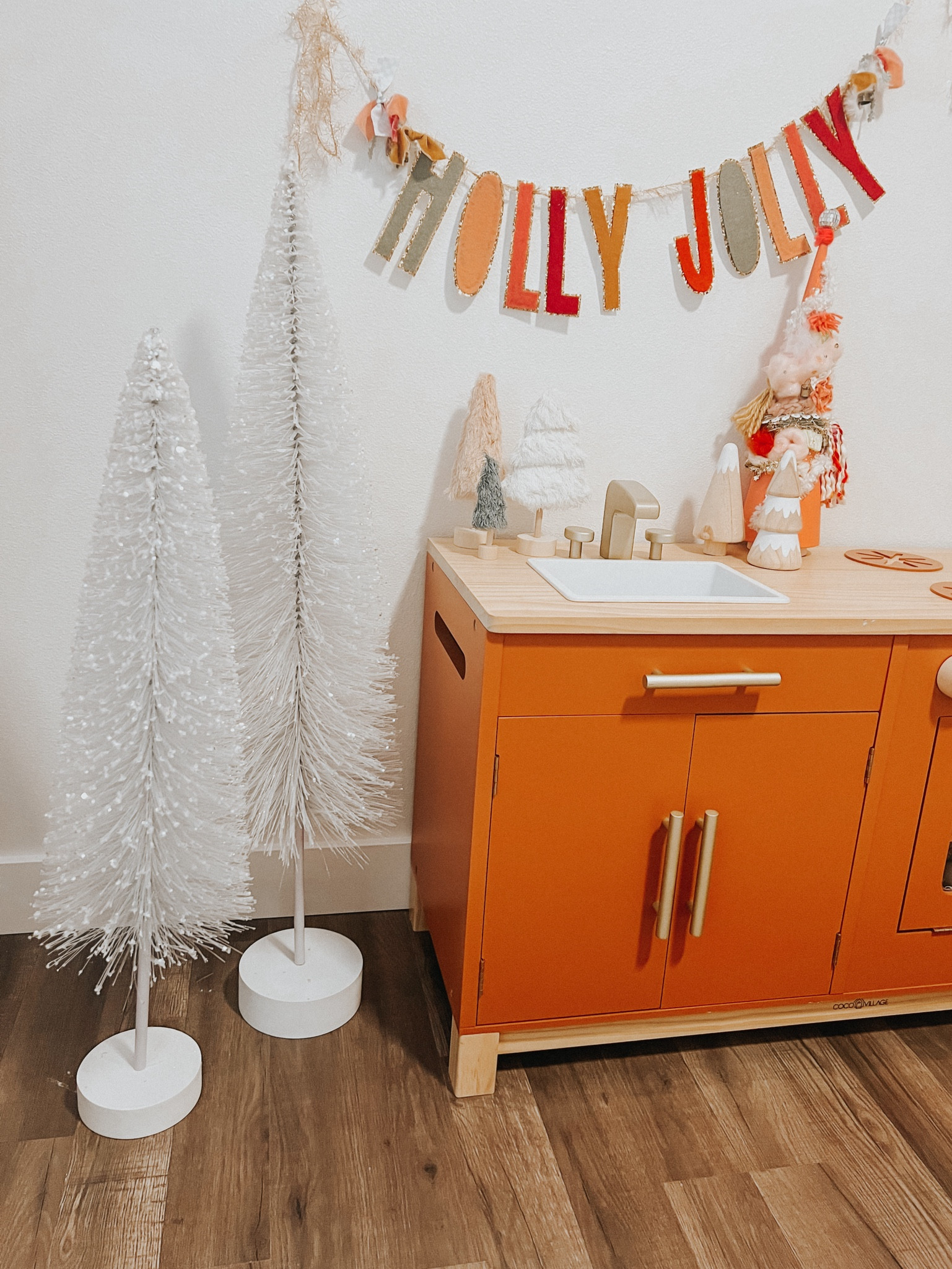 Massive indoor/outdoor bottle brush trees for Christmas 🎄🤩

#LTKhome #LTKHoliday #LTKfindsunder50