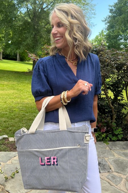 No ordinary tote! It’s an insulated cooler bag. Perfect for beach or pool and a great graduation/wedding gift. Use code LISA10
Use COAST15 on my favorite gauze tops 

#LTKOver40 #LTKFindsUnder100 #LTKGiftGuide