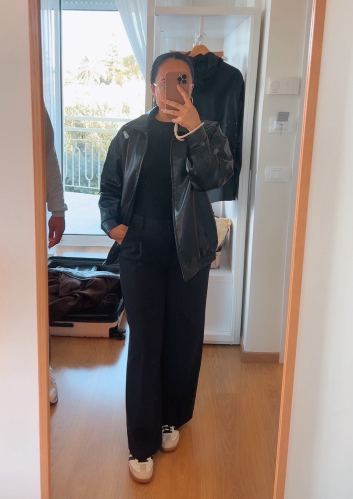 Classy & chic 

#LTKootd #LTKWorkwear #LTKFindsUnder50