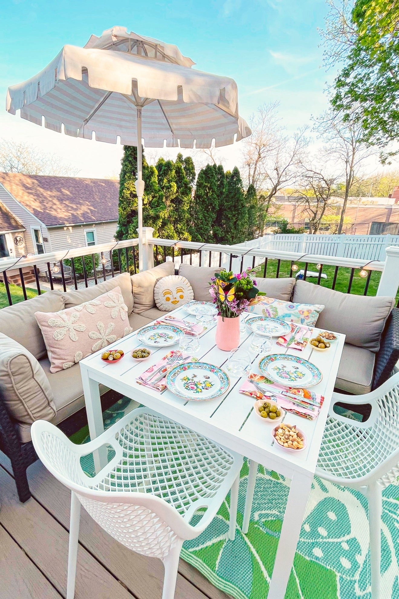 Patio Decor

Patio set, patio table, outdoor entertaining, outdoor dining, outdoor sectional, patio umbrella, Wayfair, Walmart, Williams Sonoma 

#LTKSeasonal #LTKHome