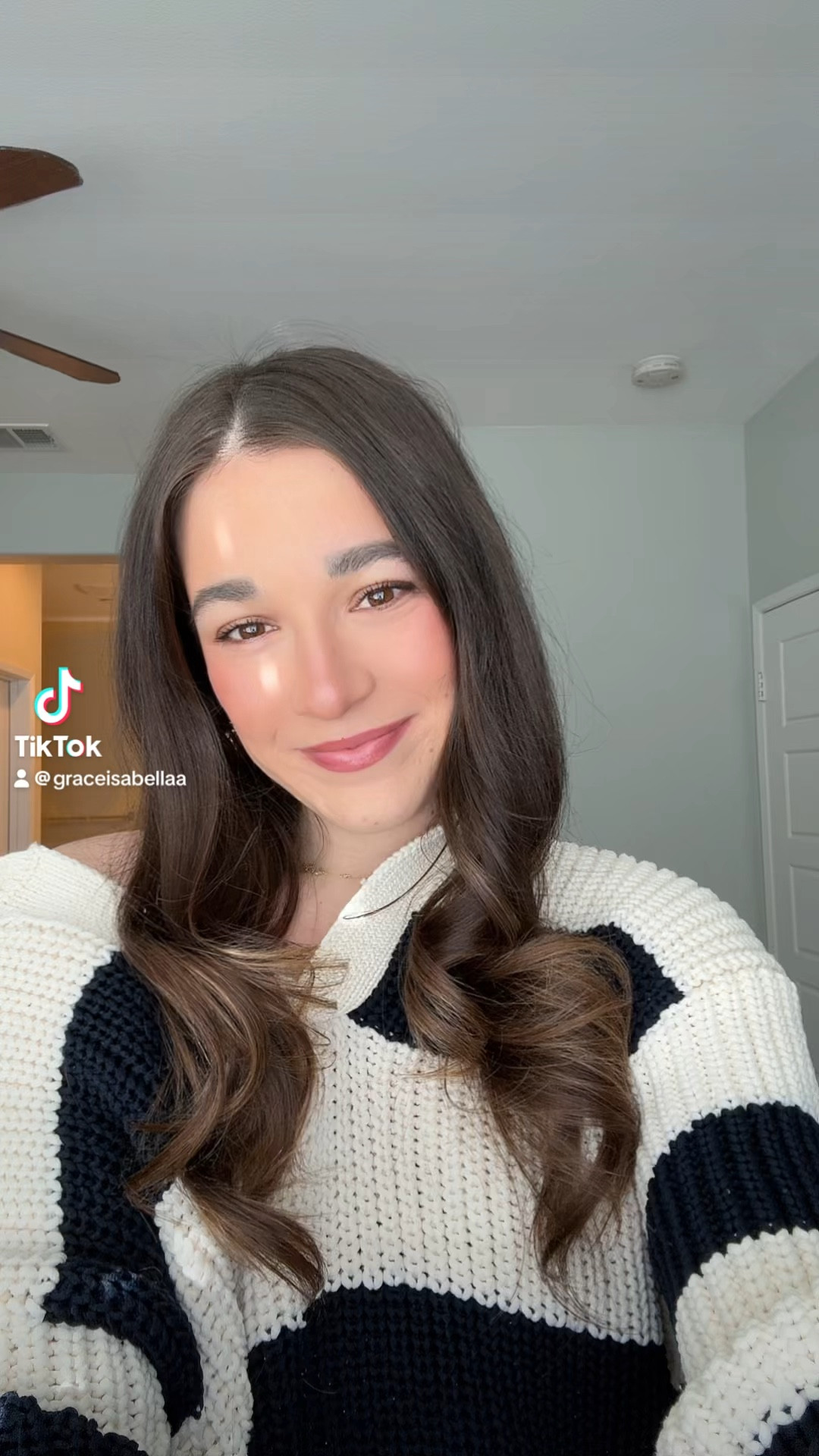 the cutest b&w sweater from zara.. it’s sold out but found some veryyy similar ones  

#LTKVideo #LTKFestival #LTKSeasonal