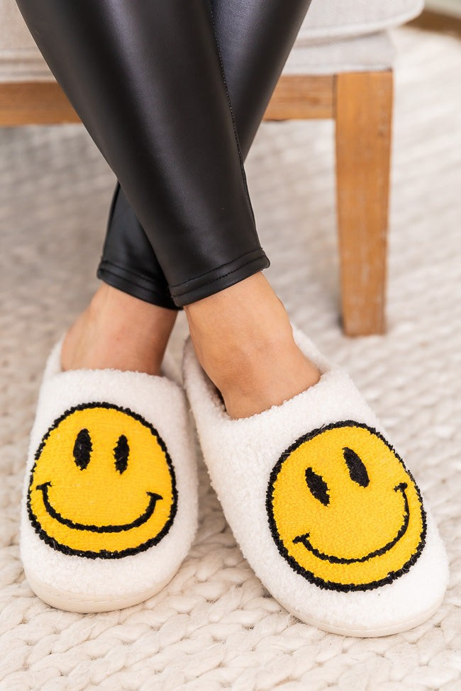 Yellow Smiley Slippers | Pink Lily