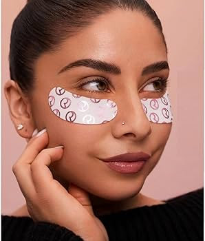 Rare Beauty Find Comfort Hydrating Under Eye Patches - Pack of 8 | Amazon (US)