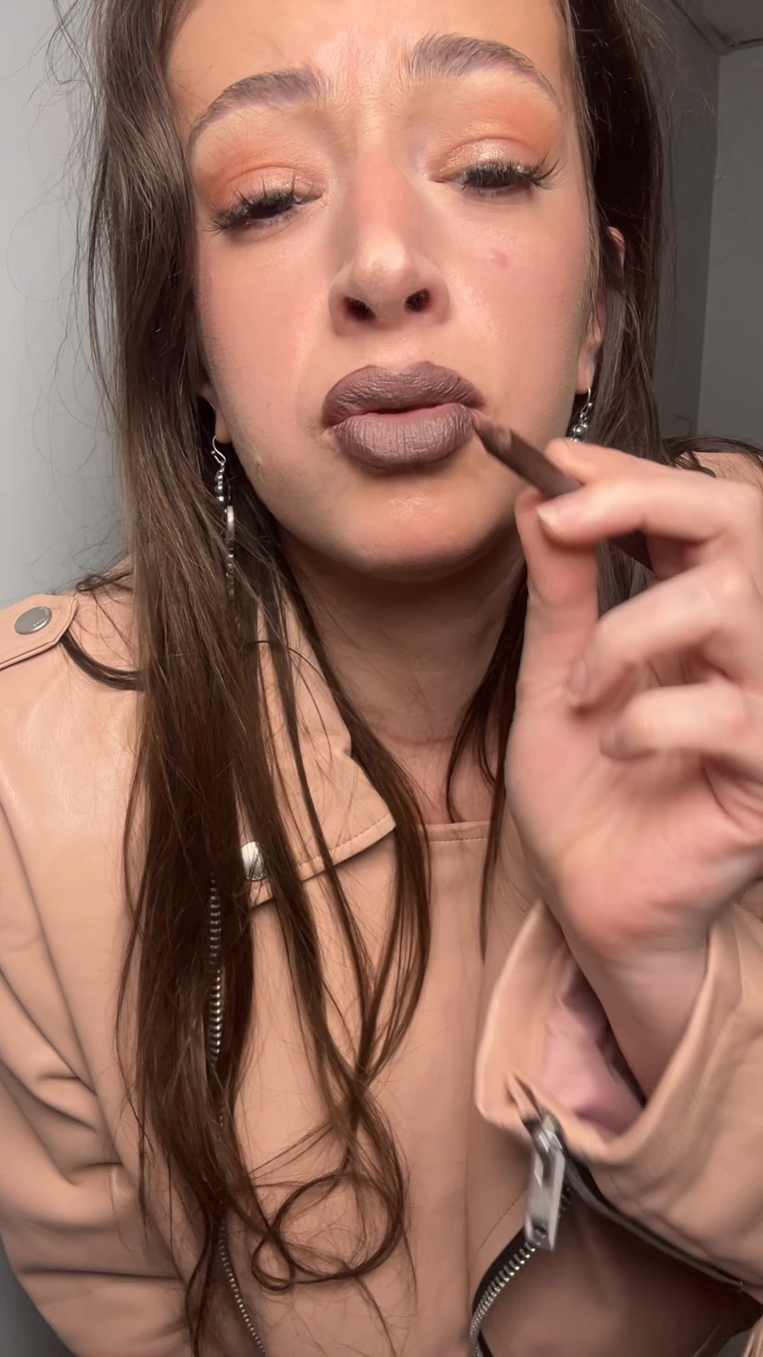 This is the kind of lip combo that changes how you walk into a room.

Defined. Balanced. Grown.
Brown liner + matte neutral = authority without trying too hard. #MainCharacterEnergy #ElevatedBeauty #ModernGlam #EverydayLuxury #MatteLipLook #ReelsBeauty #ConfidentWomen #LipComboInspo

#LTKgrwm #LTKBeauty #LTKSaleAlert