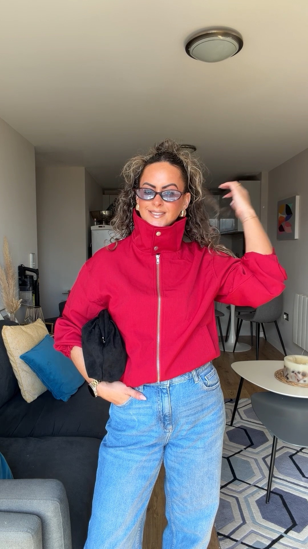 Today’s ootd ❤️
I’m wearing a small jacket and a size 10R jeans 

Spring outfit, denim, straight leg jeans, Primark finds, red jacket

#LTKspring #LTKjeans #LTKstyletip