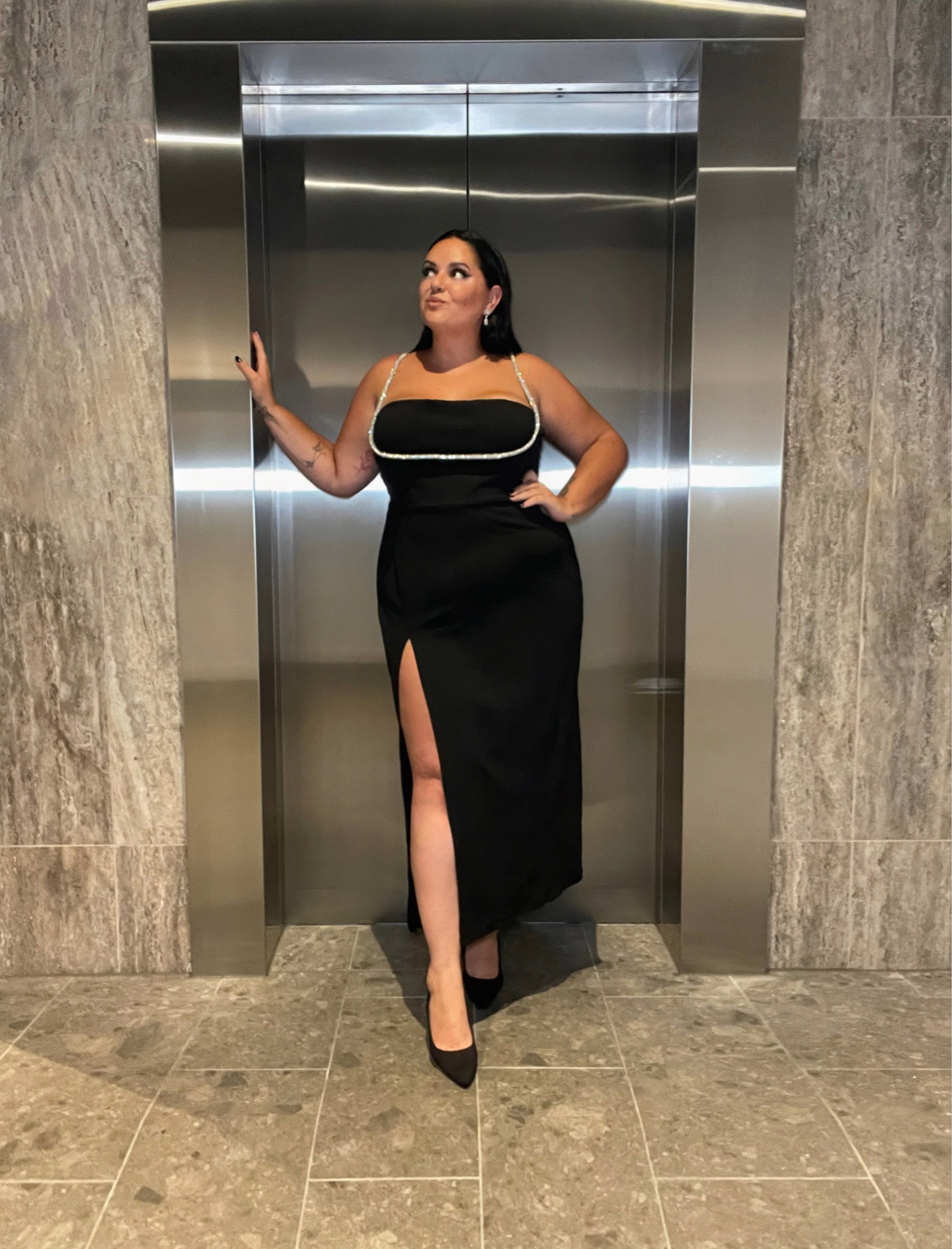 She’s just so prettttyyyyyyyy 🤩🖤

#LTKplussize #LTKmidsize #LTKcurves