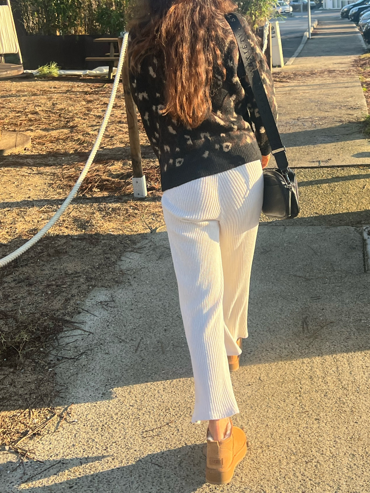 Cozy vibes look outfit winter fall comfy weekend 

#LTKHoliday #LTKeurope #LTKSeasonal