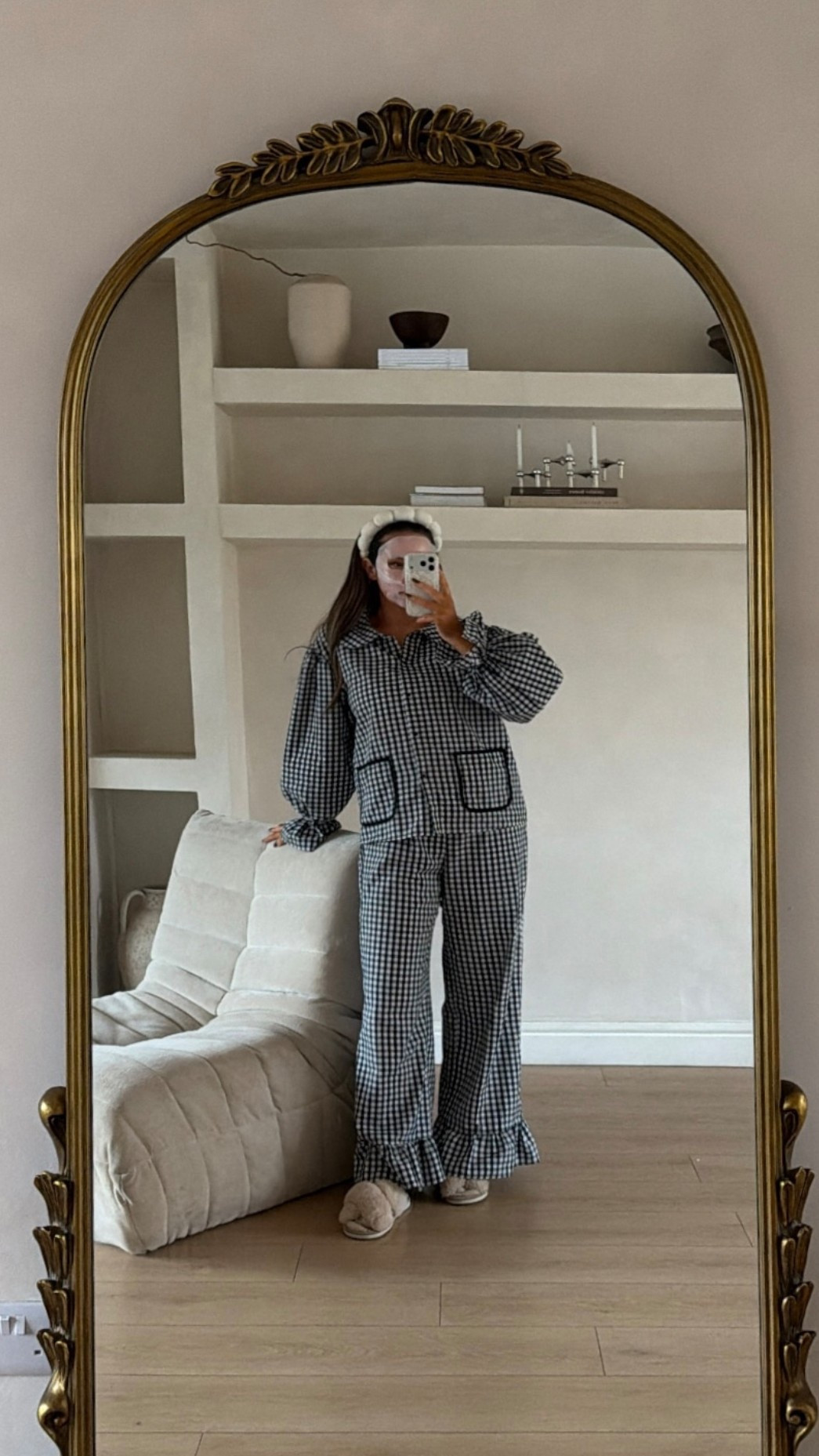 Slow Saturdays ✨🫧🧴🧖🏽‍♀️

These PJs have become my personality 

#LTKstyletip #LTKuk #LTKhome