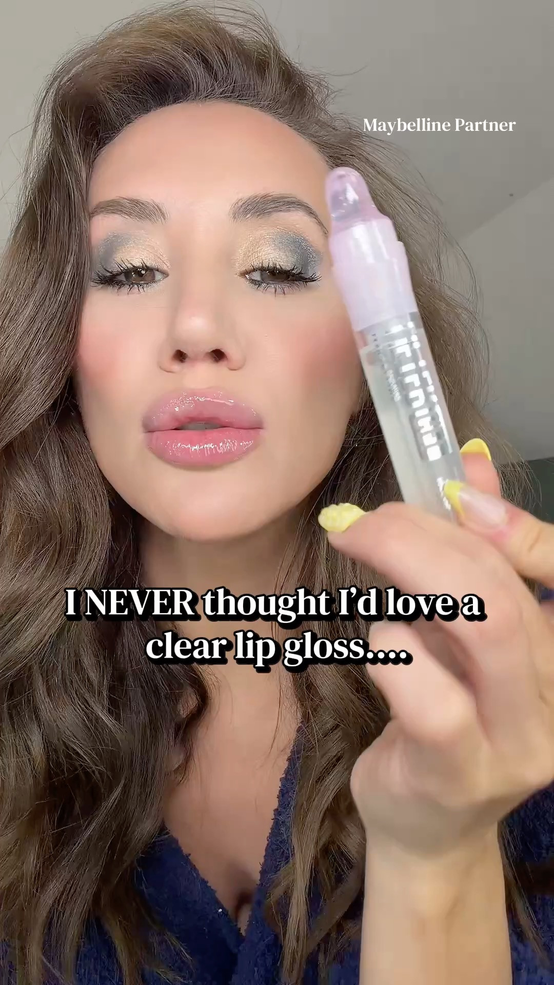 lips that look like glass — oil in gel formula with passionfruit oil and hyaluronic acid for mirror-like shine 24 hour hydration and zero stickiness.

#maybelline #lipgloss #glasslip #glasslips #hydratinglipgloss
maybelline lifter oil in gel lip gloss hyaluronic acid 

 #LTKBeauty