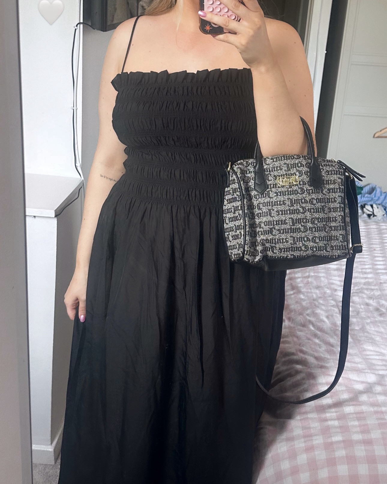 Gorgeous black maxi dress 🖤 so comfy for summer 🌤️

#LTKtravel #LTKsummer #LTKmaternity