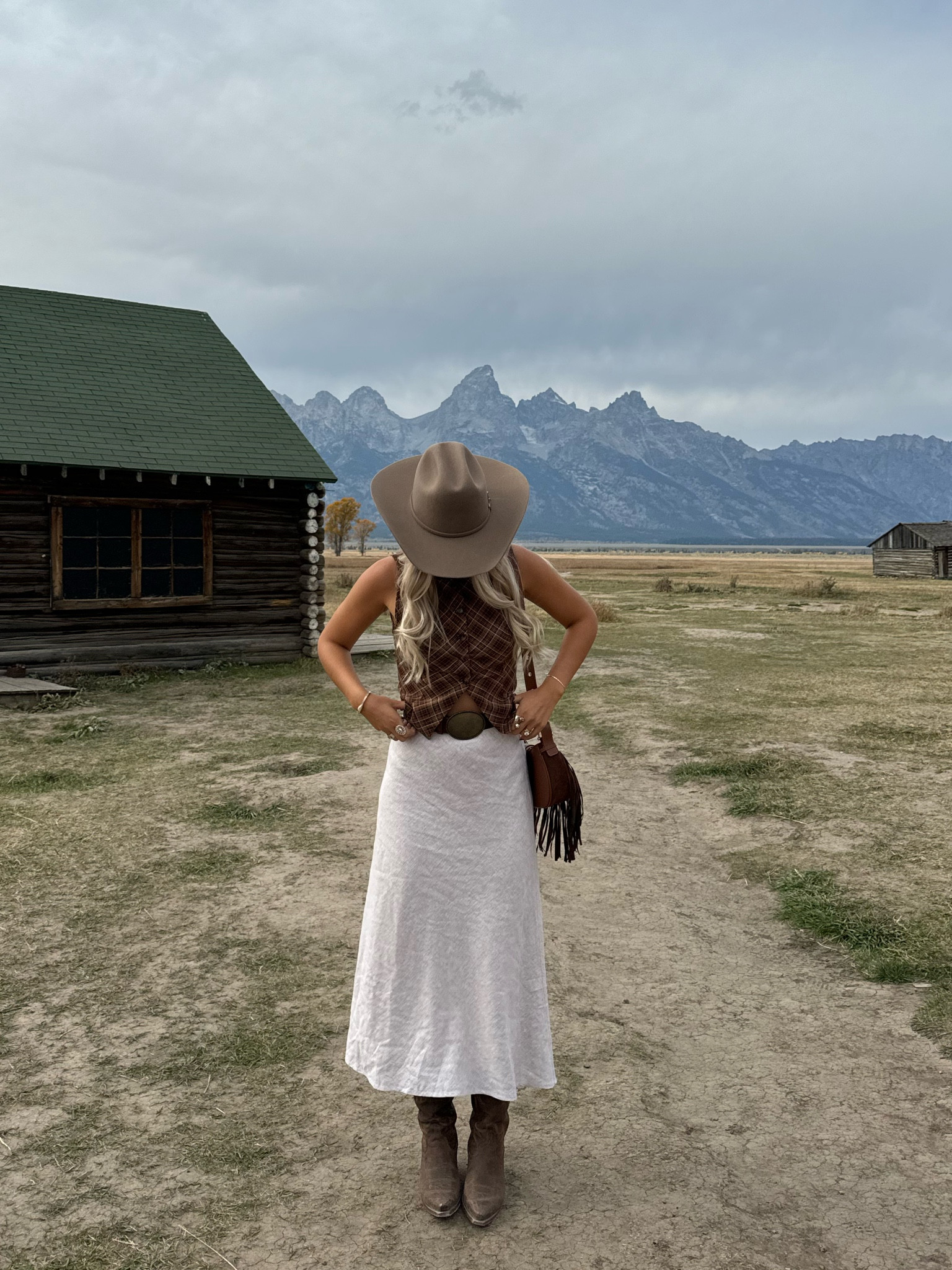 size xs in skirt, size down half size in boots, small in belt and small in vest :) linking 3 similar skirts too! 

#LTKSeasonal #LTKFindsUnder50 #LTKStyleTip