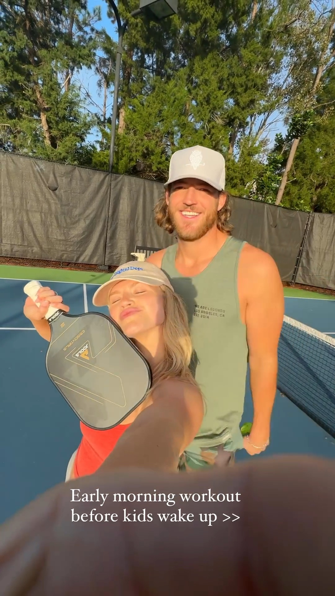 A pickleball morning! This tank is my favorite and I have it in several colors. 

workout l pickleball l athletic 