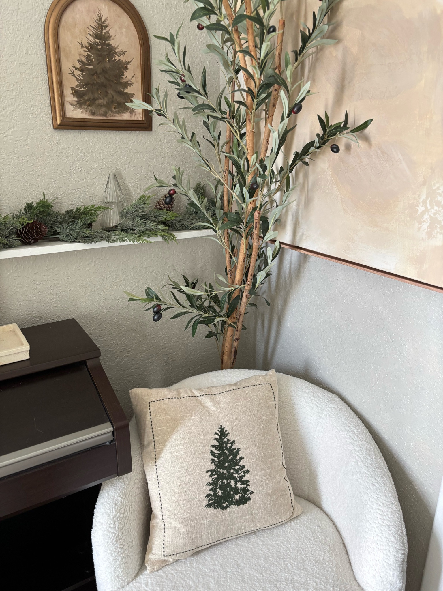 Christmas
Holiday decor
Target holiday decor
Target Christmas decor

#LTKHome #LTKHoliday #LTKSeasonal