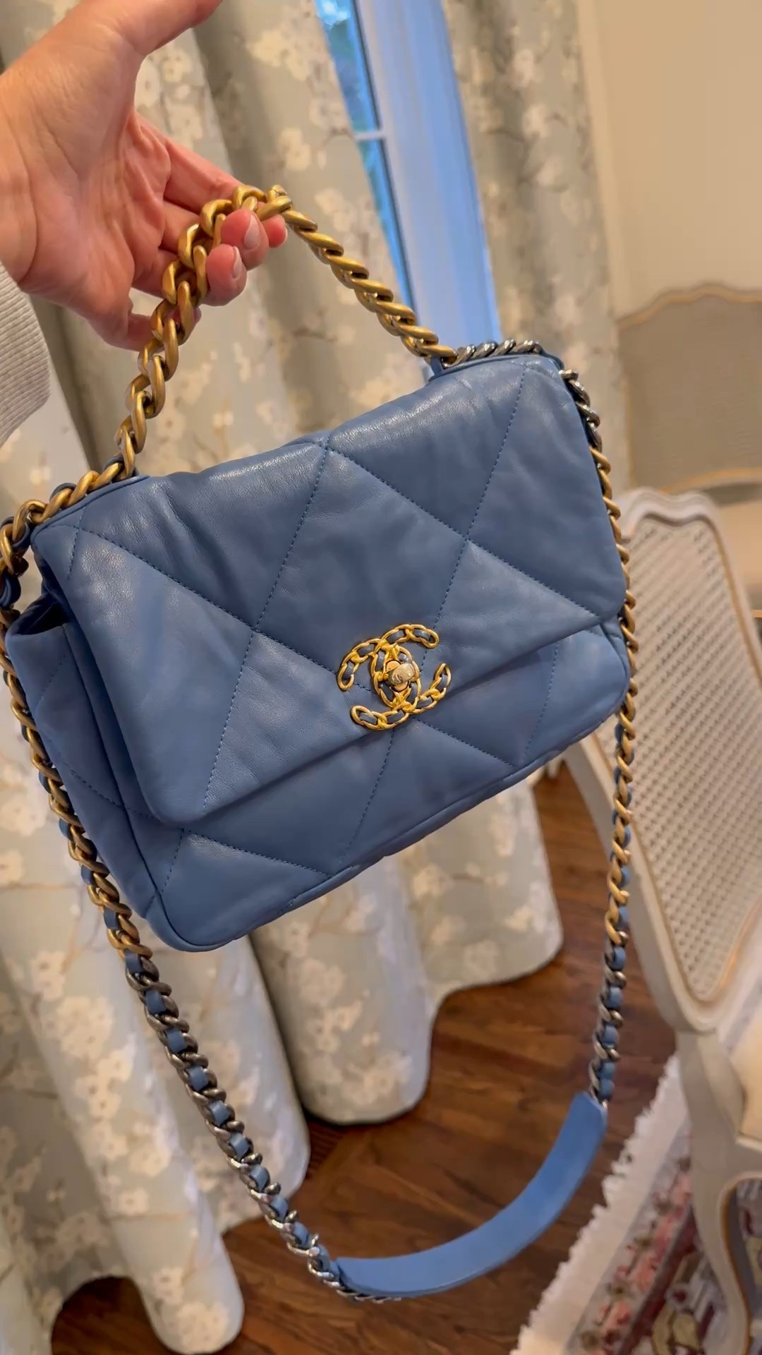 Borrow > buy. Period.
Luxury without the commitment… I’m here for it.

Use code CATHERINEMARTIN to get your first month FREE with Vivrelle. Trust me on this. No need to buy a new bag for every trip or special event… just borrow one.
Thinking about investing in a designer bag? Try the style first and make sure you truly love it. I’m totally obsessed with Vivrelle and I think you will be too.

@vivrelle #vivrellepartner #ad

#LTKOver40 #LTKValentine #LTKmomlife