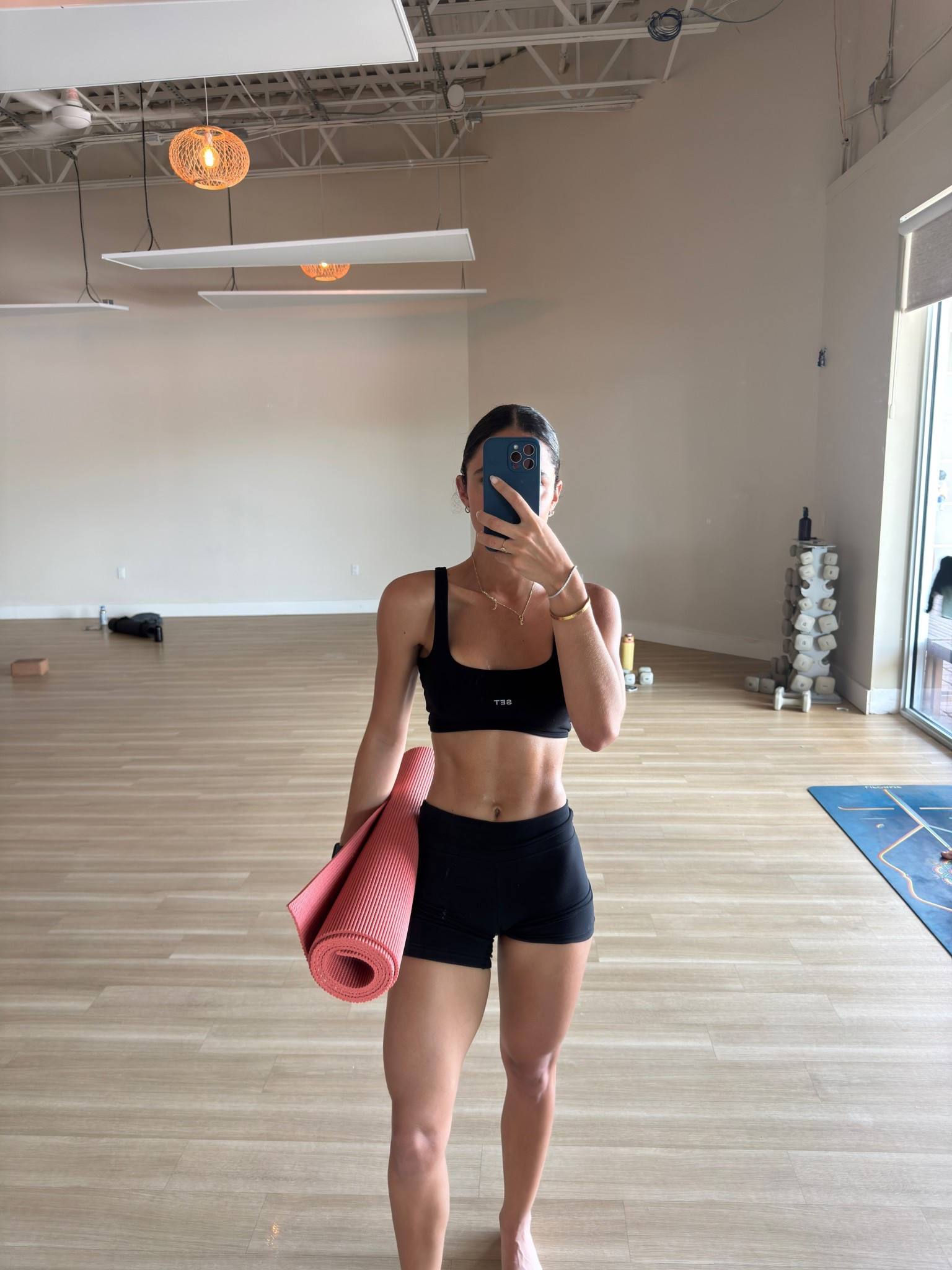 XS top S bottom ( exact ones are sold out, but the tagged ones are same material)

#LTKActive