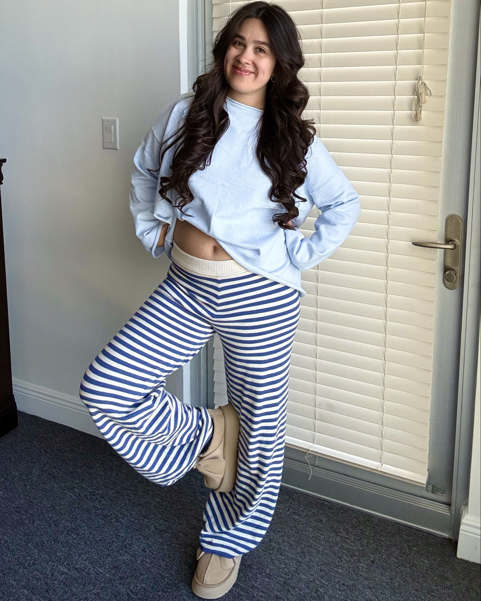 Navy and blue combo is so fetch💙🩵 Sweater size M. Pants size XS. @Aerie 

#LTKgrwm #LTKootd #LTKdayinmylife