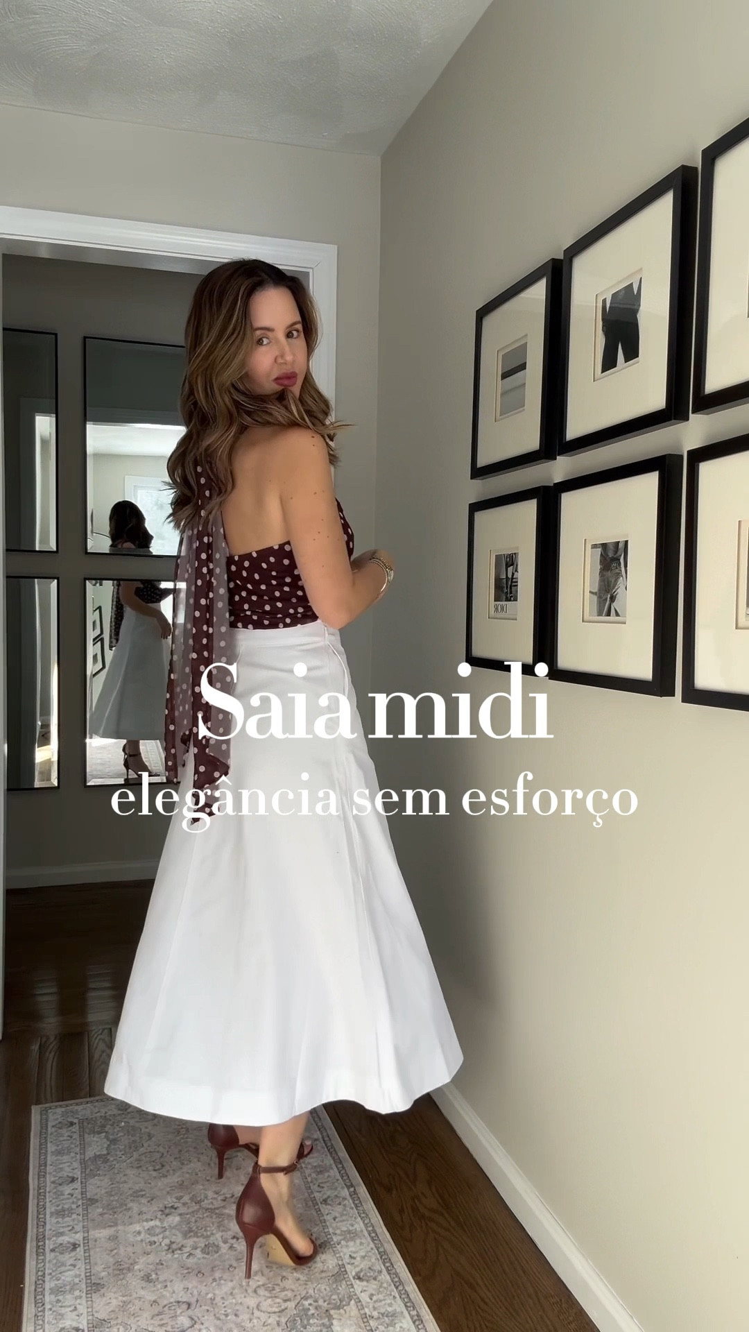 Mid skirt: feminine and elegant. 

#LTKSeasonal #LTKootd #LTKOver40