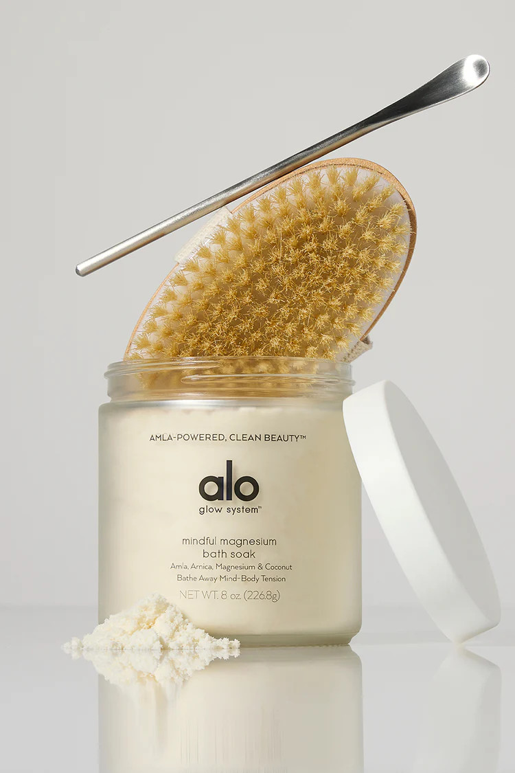 Mindful Magnesium Bath Soak | Alo Yoga (US)