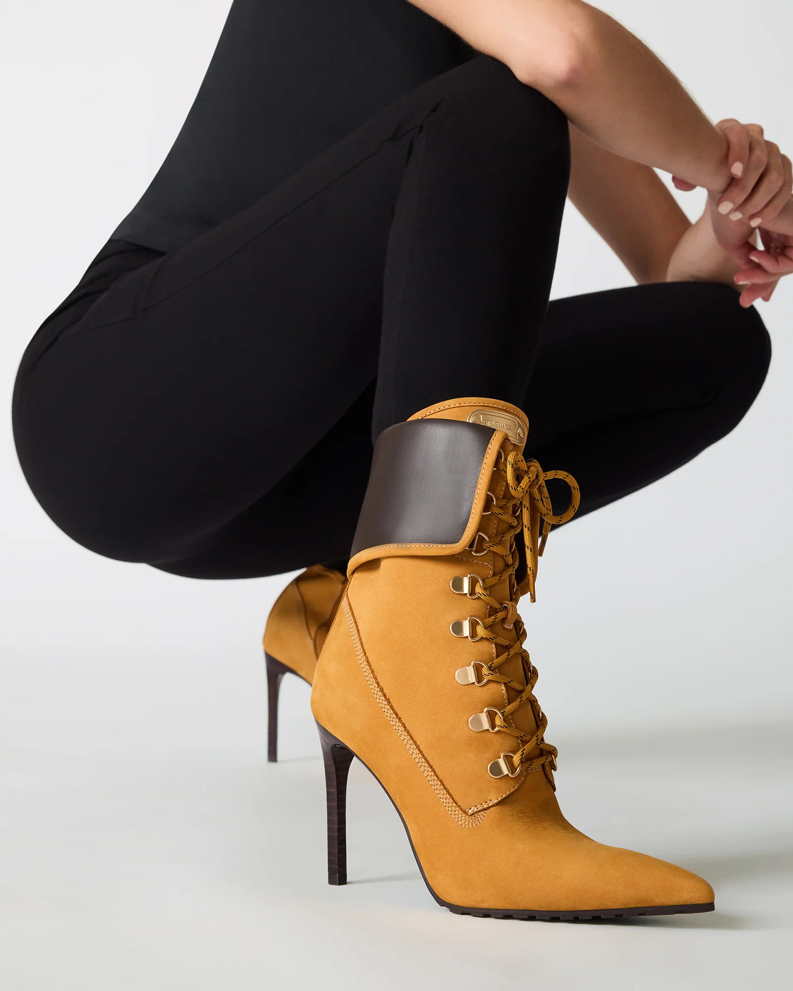 MORALS Wheat Nubuck Pointed-Toe Lace-Up Women's Ankle Boot | Steve Madden (US)