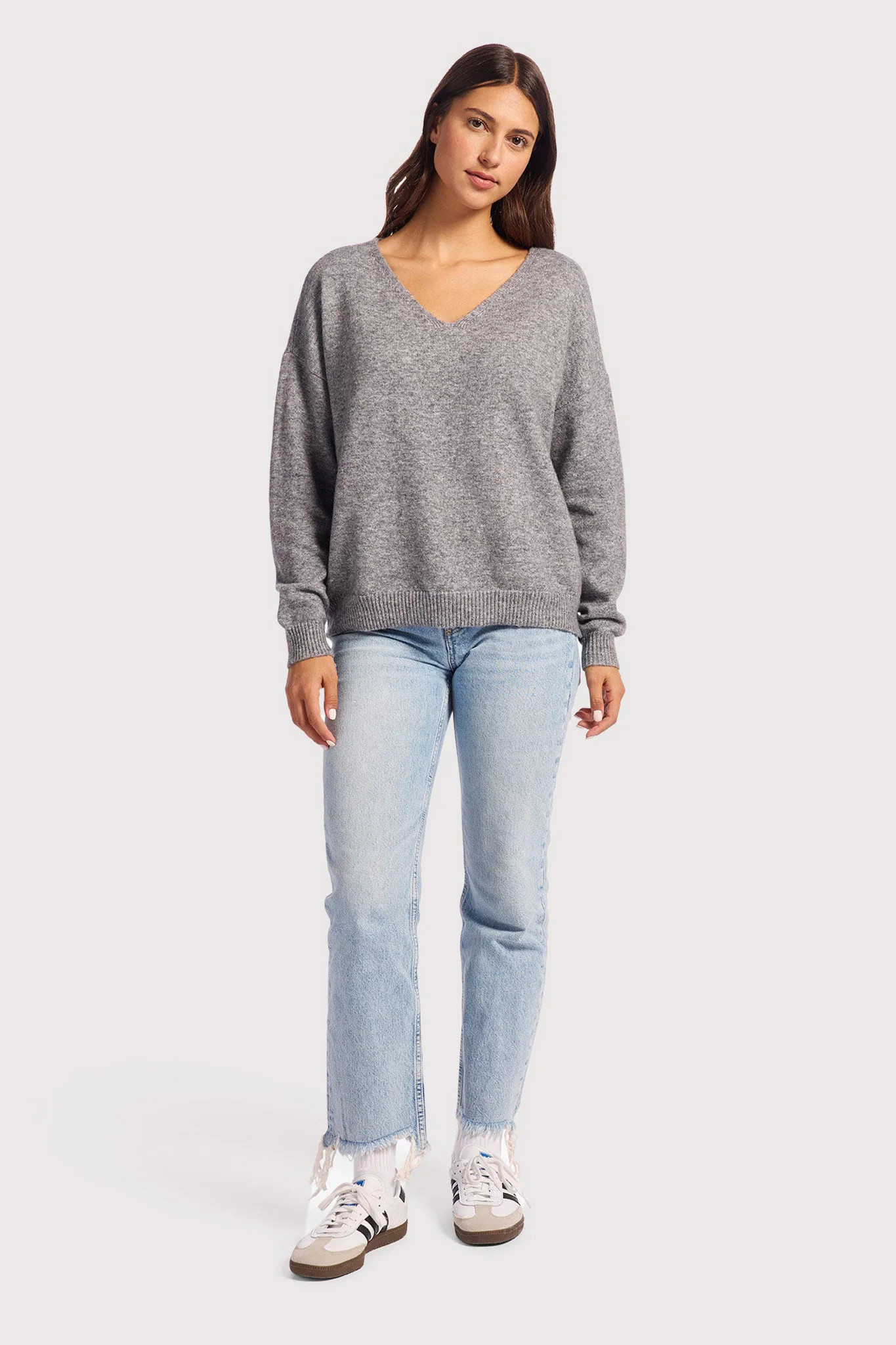 V-Neck Sweater | nuuds