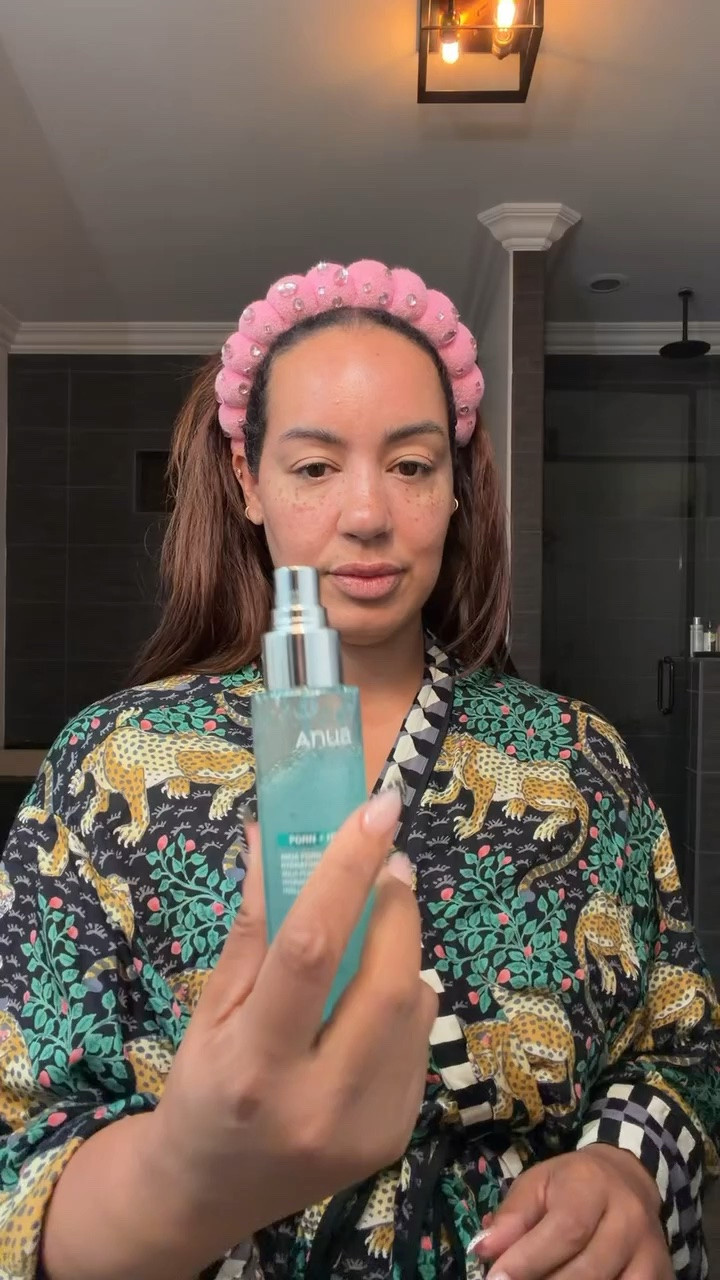 Amazon beauty finds that have officially earned a spot in my summer skincare routine! 💦 

The Anua PDRN Hydration Mist is perfect for a refreshing boost of hydration, and the PDRN Collagen Melting Pads leave my skin looking smooth, plump, and glowy. Glass skin on a budget? Yes, please. ✨

#LTKselfcare #LTKmorningroutine #LTKBeauty