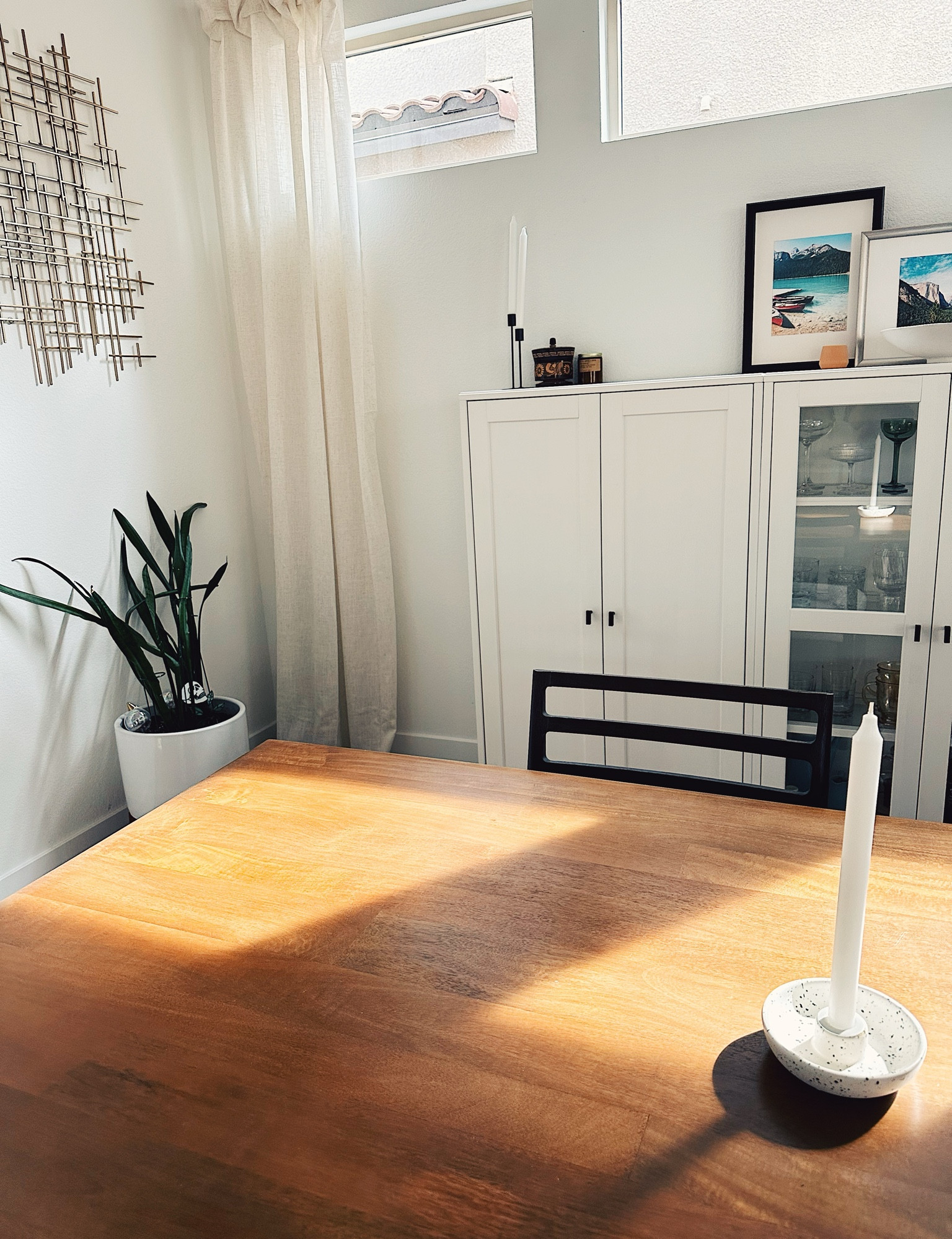 Rooms are coming together little by little and feeling more like home every day. We finally have a beautiful dining table and just need a few more of these chairs to finish the space! 

#LTKhome