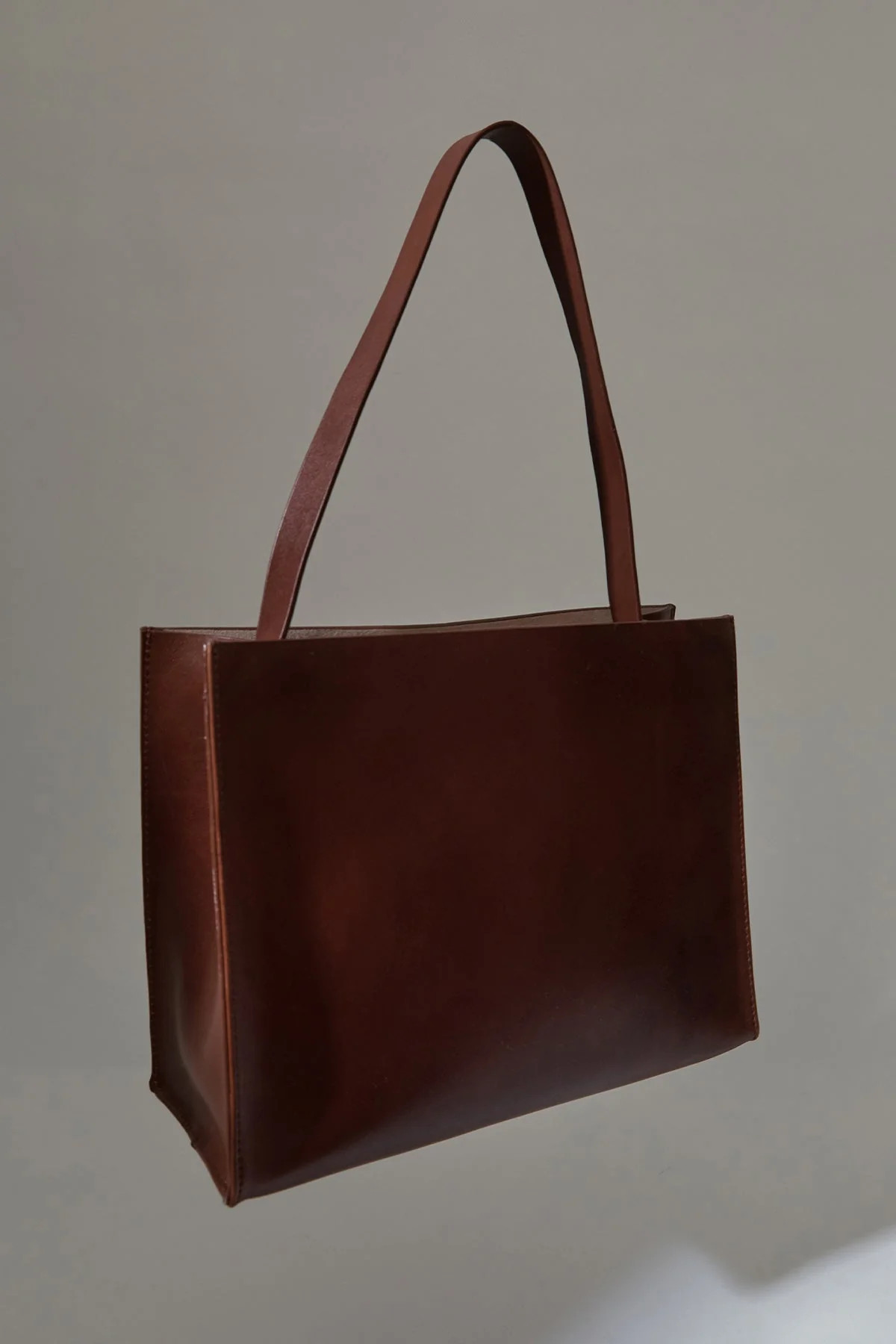 PRE-ORDER: Minimal Mini Tote - Antique Tan | St. Agni (US, UK, EU)