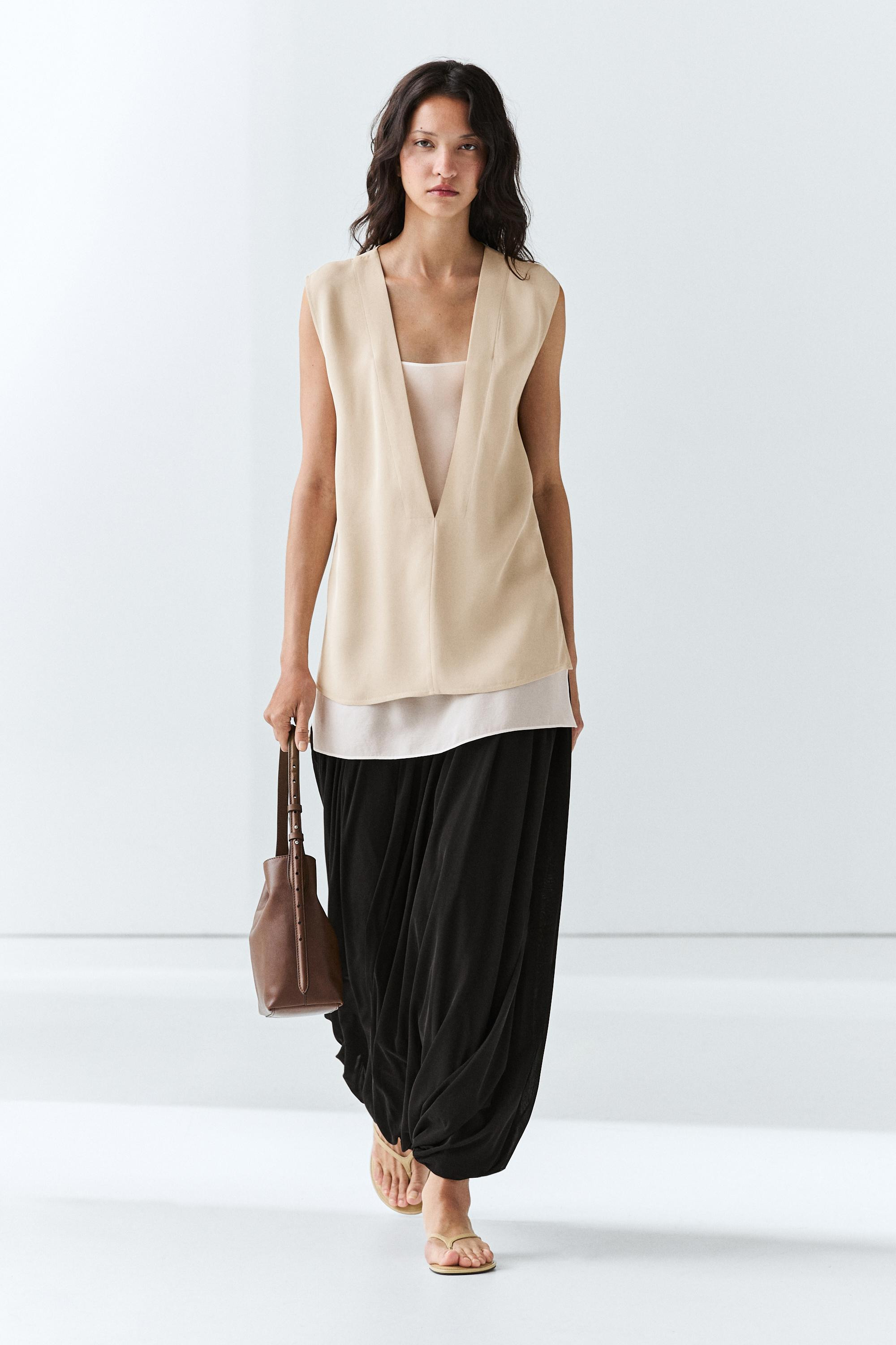 Flowing double-layer top with contrast detail | Massimo Dutti UK