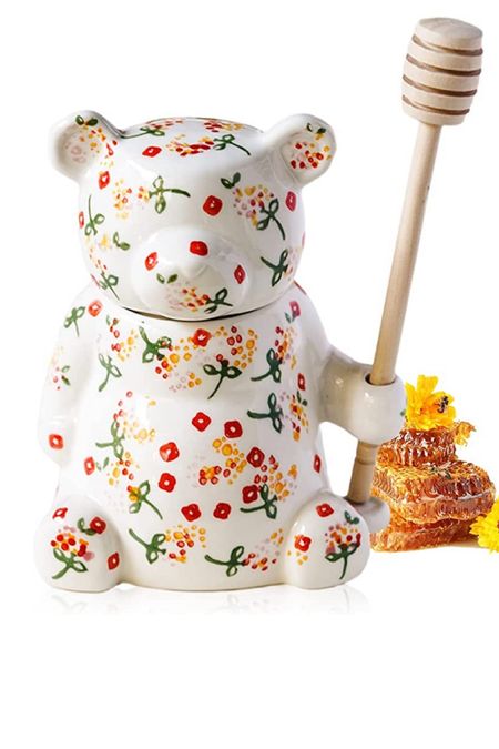 The cutest honey jars for your kitchen. I love this vintage print. 

#LTKhome #LTKGiftGuide #LTKwedding
