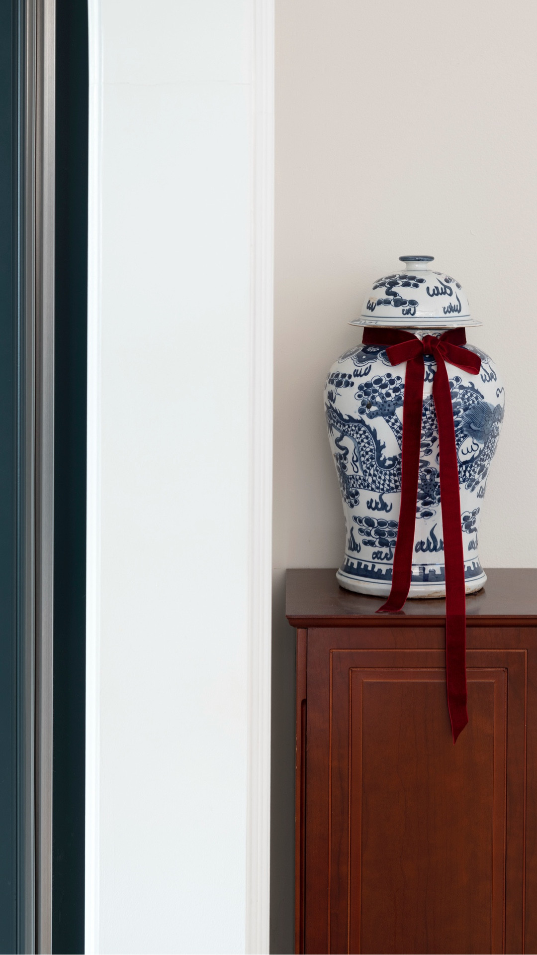 Linking some of my favorite blue and white, if you’re trying to add that classic Ralph Lauren aesthetic! 

#LTKHoliday #LTKHome