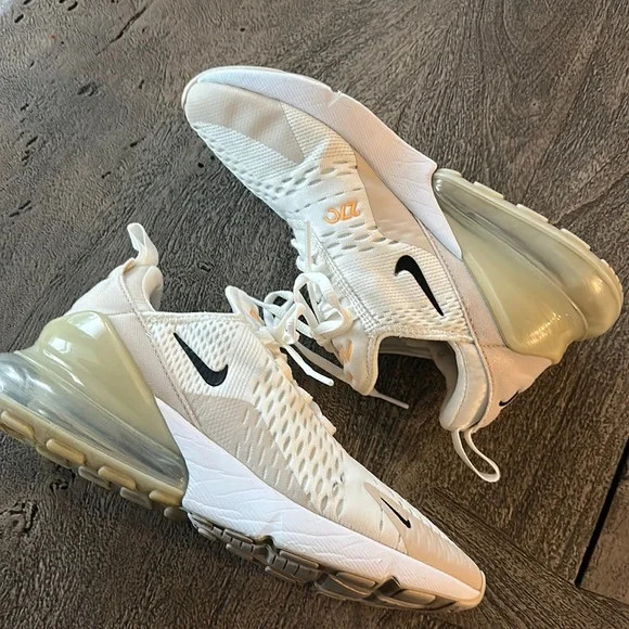 Nike air max 270 women’s size 8 Desert Sand Peach Cream | Poshmark
