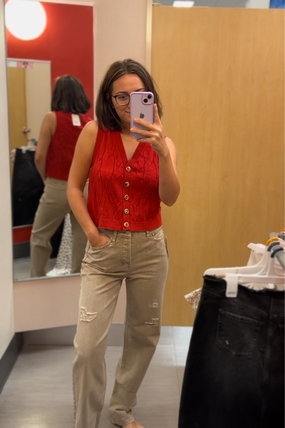 Jeans // sweater vest

#LTKStyleTip #LTKFindsUnder50