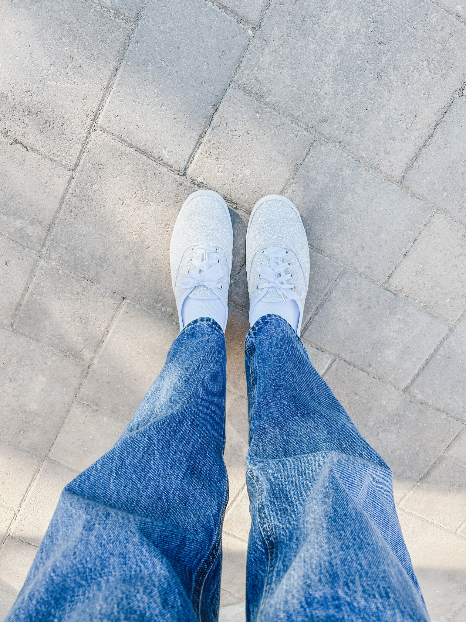 Kate spade keds
White glitter keds
Sneakers
Mom jeans 
Affordable fashion 
Casual style
Denim
Gifts for her 

#LTKunder100 #LTKshoecrush #LTKGiftGuide