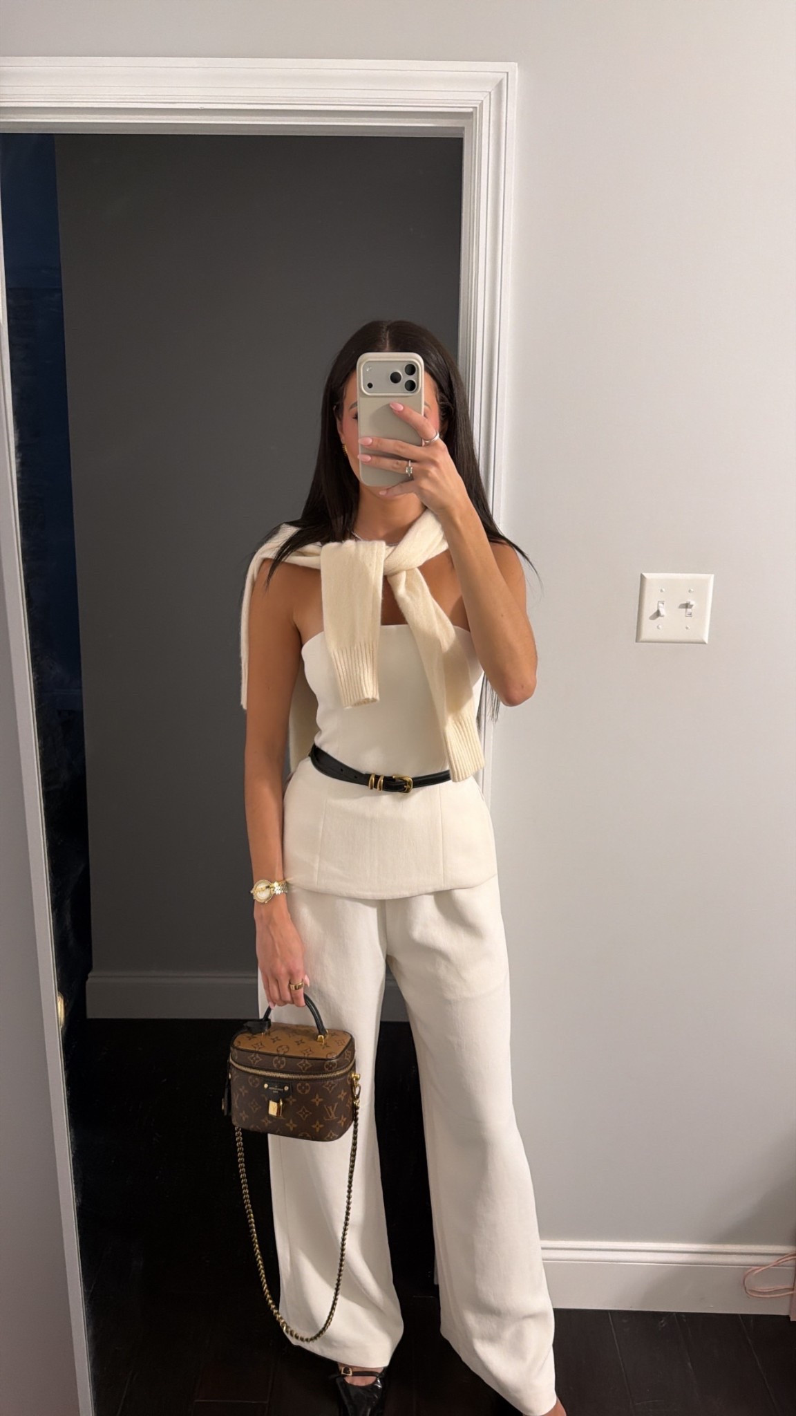 Ootn🤍 top size 2, pants size m (sized up one), belt xs 

#LTKootd #LTKgrwm #LTKWorkwear