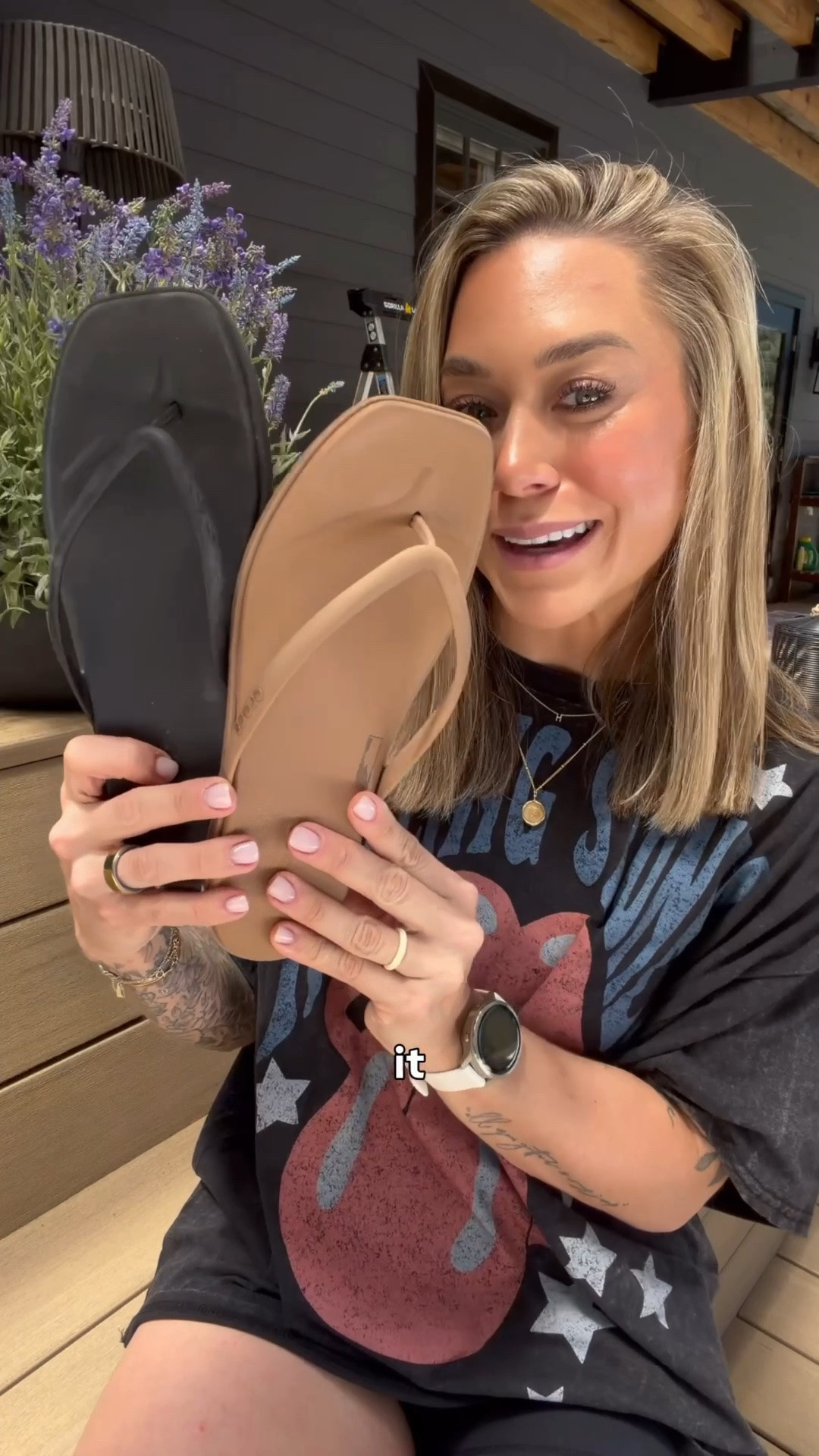 The best under $40 ALL AROUND comfy flip flip to ever exist 🥹🩴🤎👏🏼 I adore this shoe!!!!! 17/10 suggest! I have worn mine to the ground 🙈 tts! I linked several options / retailers to grab them from! 

The direct @crocs website has the best variety of colors / styles!

#LTKSeasonal #LTKootd