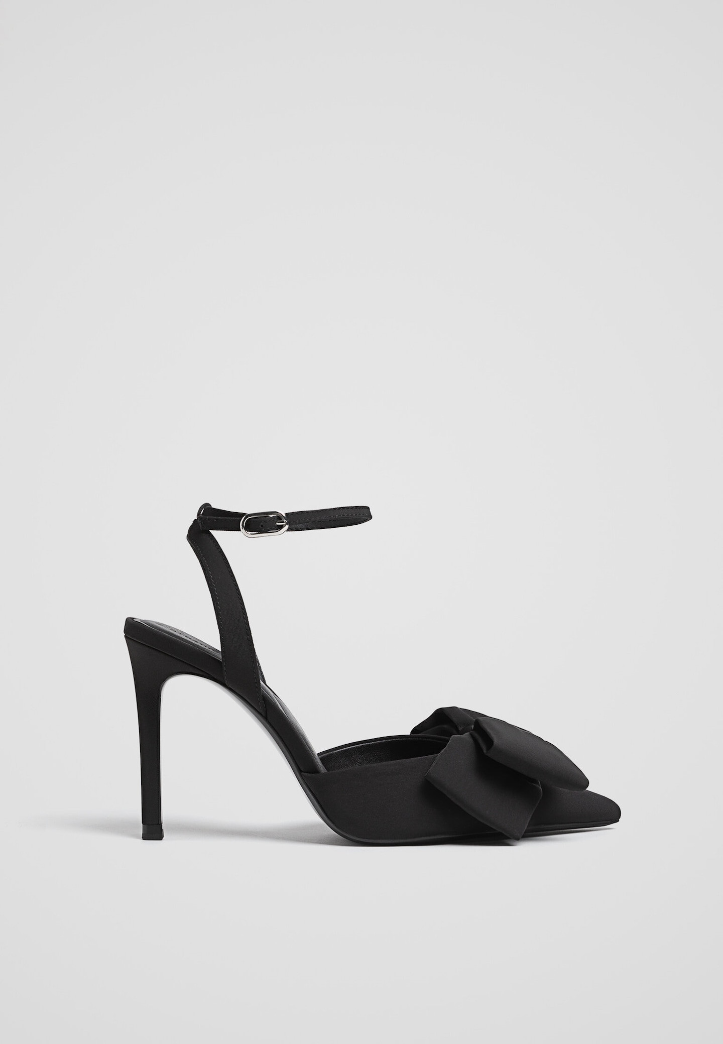 Heeled shoes with bow detail - Women's All | Stradivarius United Kingdom | Stradivarius (UK)