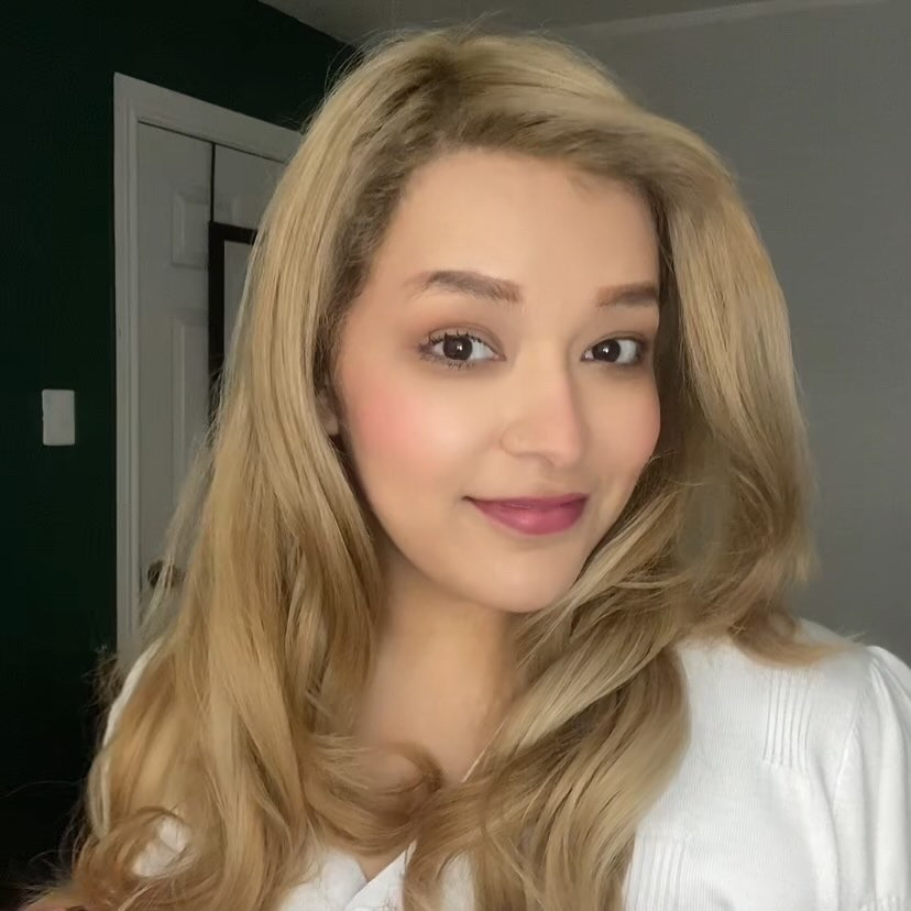 In love with the beautiful, effortless curls with my favorite heatless curling headband. Channeling my inner Glinda 🌸👛🎀✨ Get the look with my favorite beauty picks💖

#beauty #contentcreator #blondehair #parisianchic #hair #natashadenona #drunkelephant #selfcare #tarte #haircare #makeup

#LTKBeauty #LTKFindsUnder100